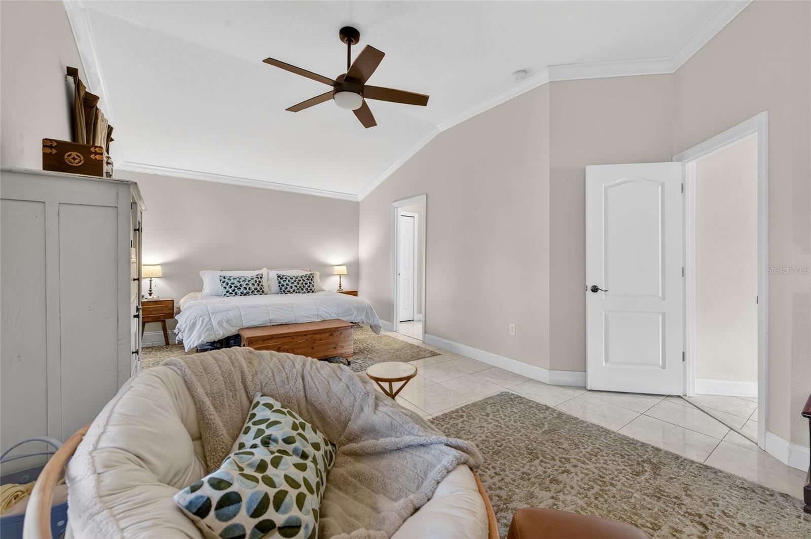 Image 25 of 39 For 1864 Orange Tree Drive