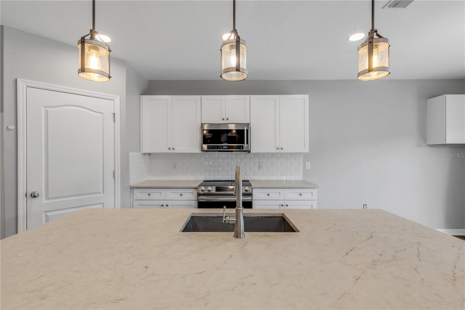 Image 26 of 77 For 5215 Bear Corn Run