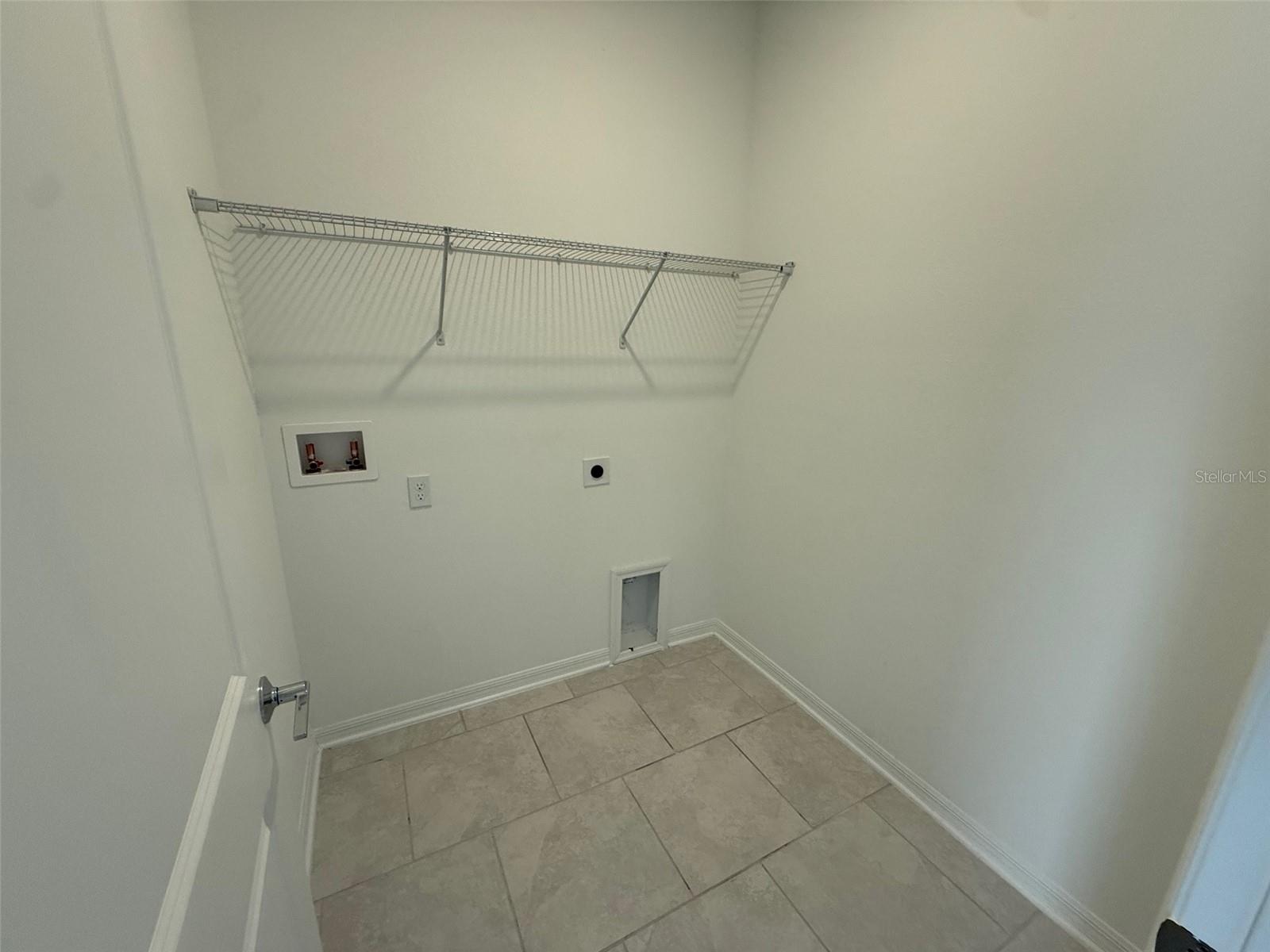 Image 10 of 14 For 5198 Hophorn Drive