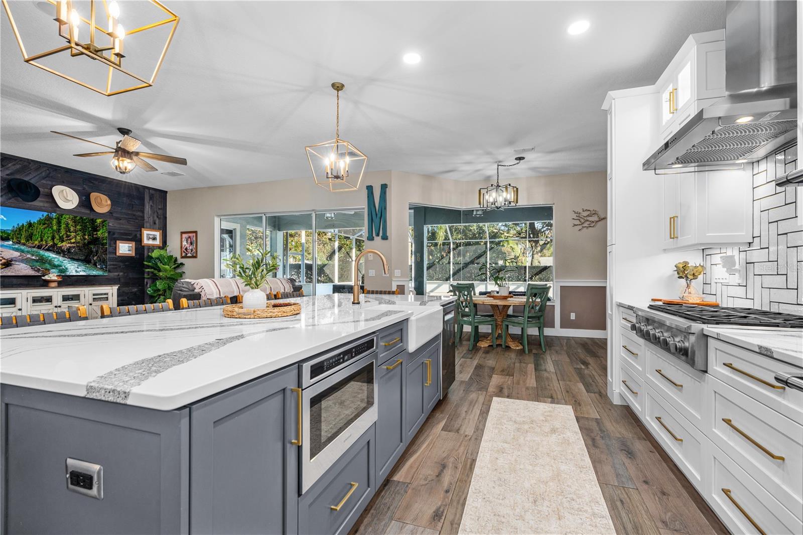 Image 21 of 76 For 5931 Broken Bow Lane