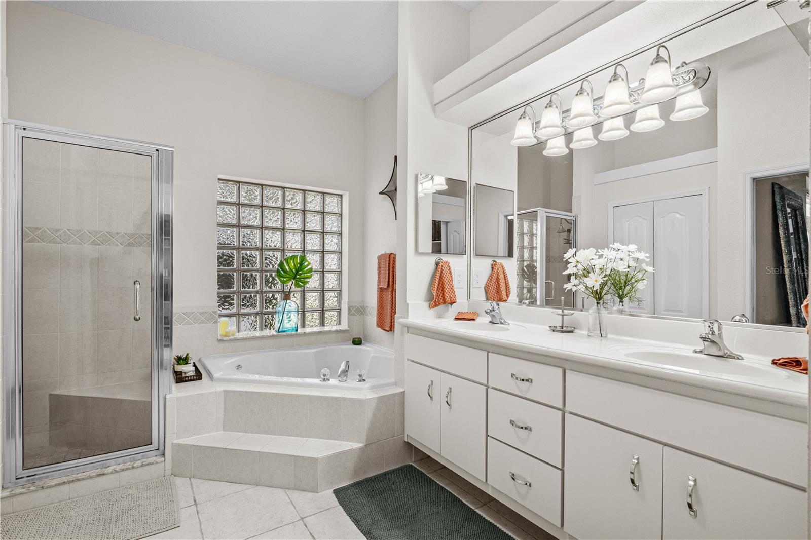 Image 38 of 76 For 5931 Broken Bow Lane