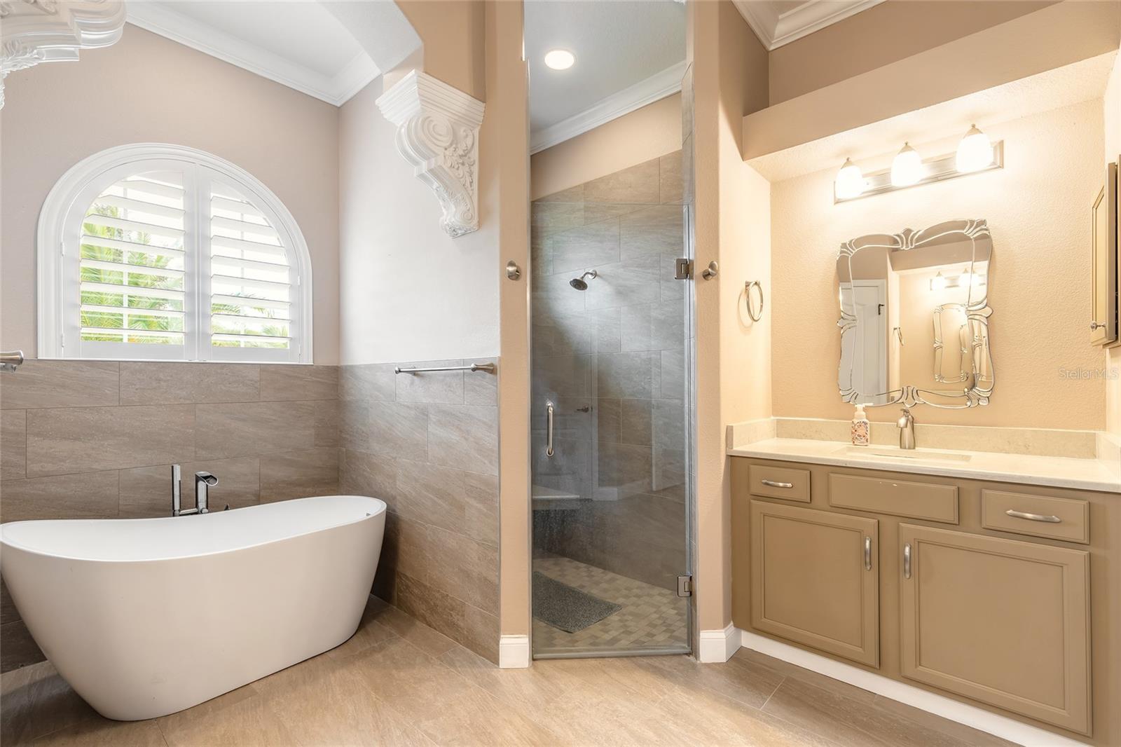 Image 21 of 55 For 3343 Locanda Circle