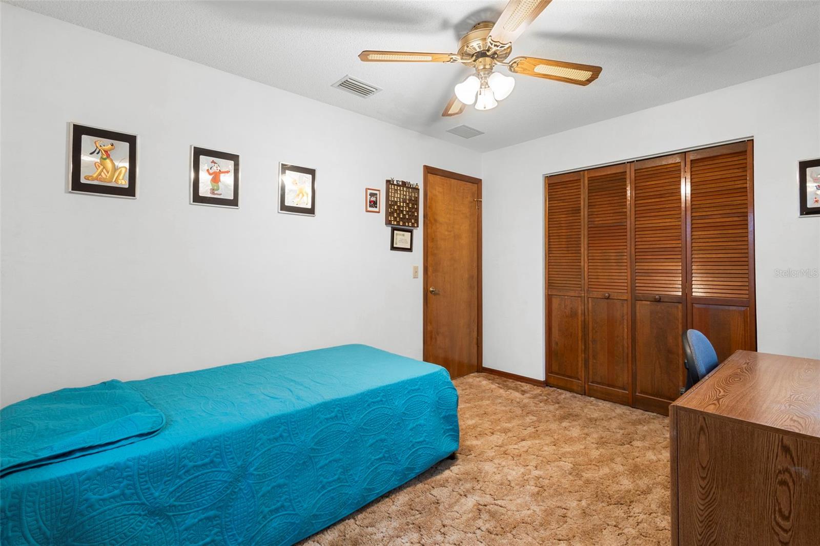 Image 28 of 41 For 646 Yupon Avenue