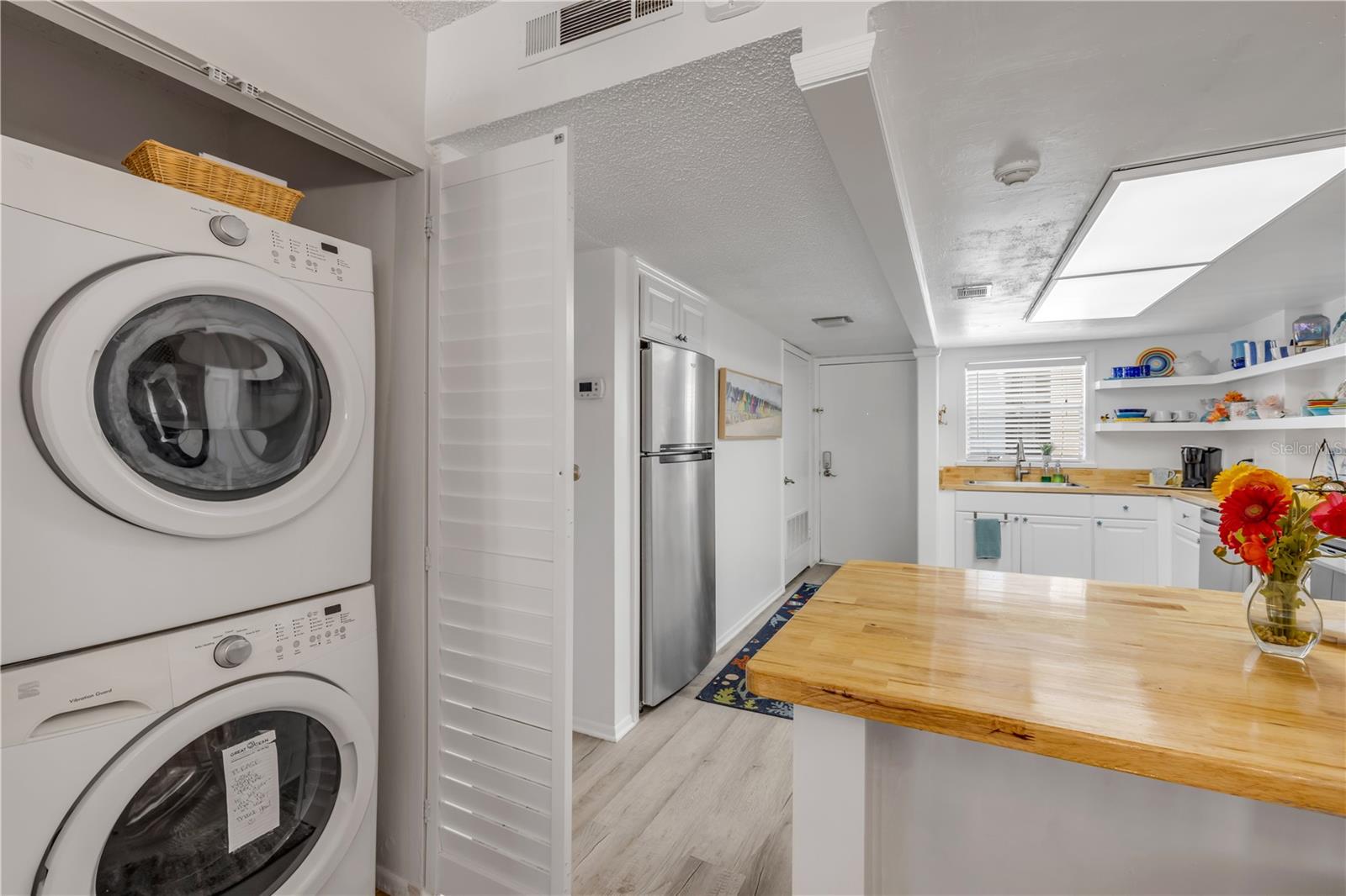 Image 16 of 45 For 3501 Atlantic Avenue 2060