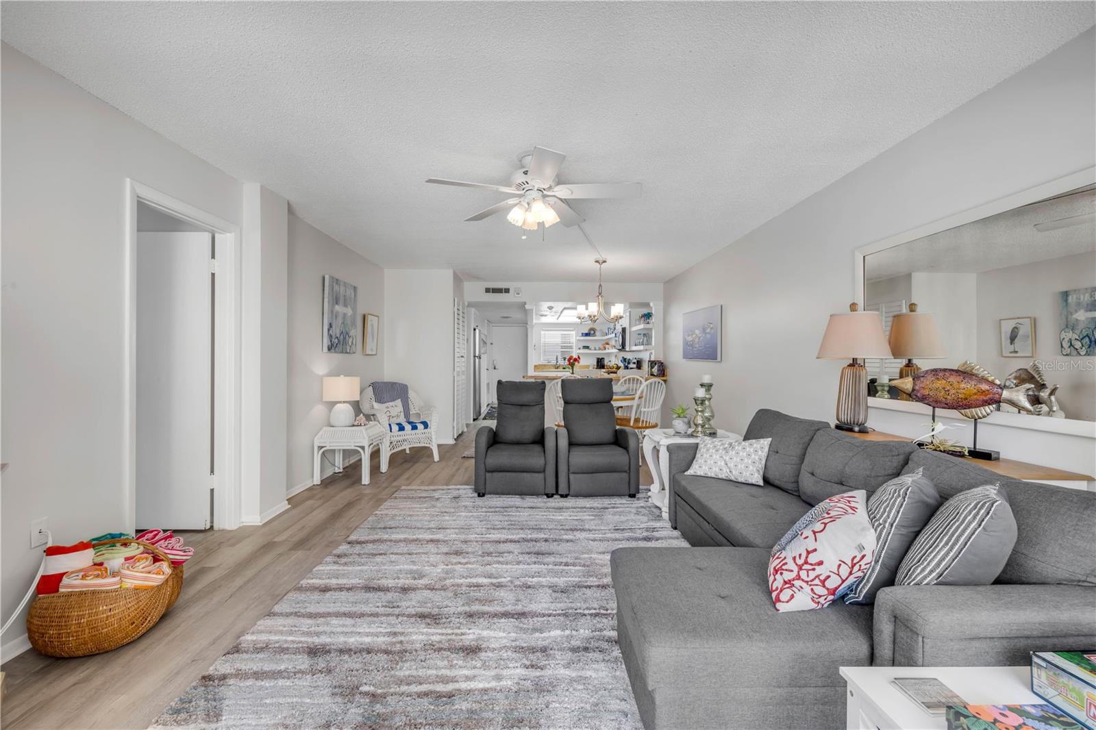 Image 22 of 45 For 3501 Atlantic Avenue 2060