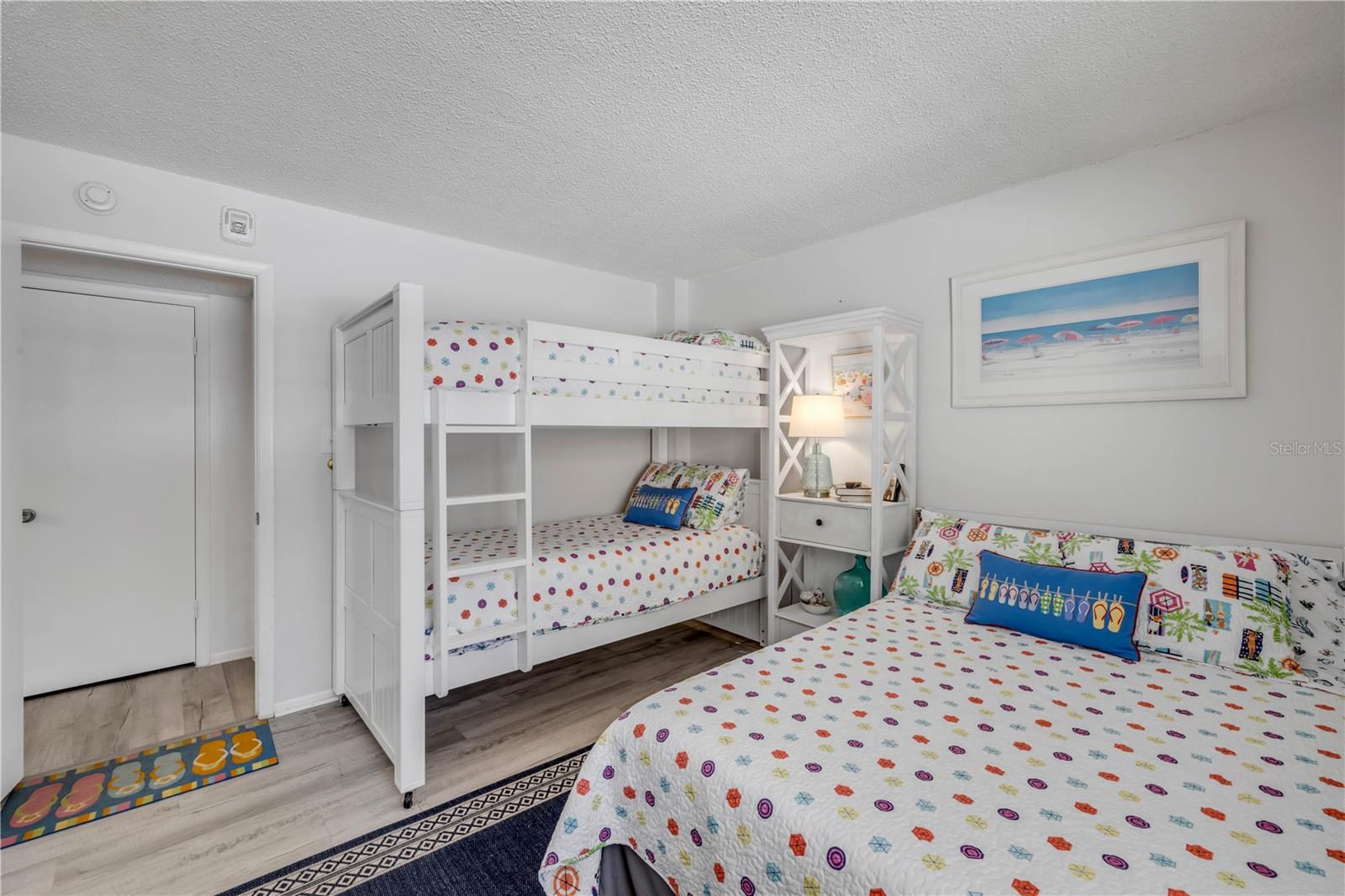 Image 32 of 45 For 3501 Atlantic Avenue 2060