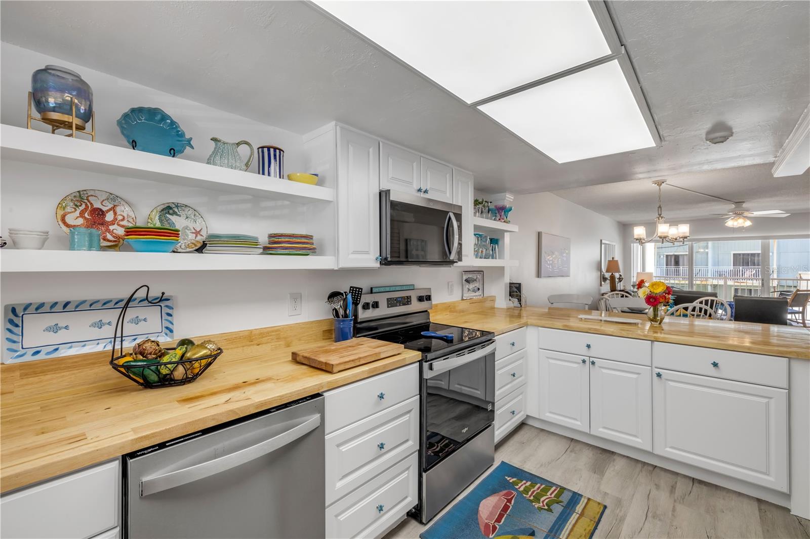 Image 8 of 45 For 3501 Atlantic Avenue 2060