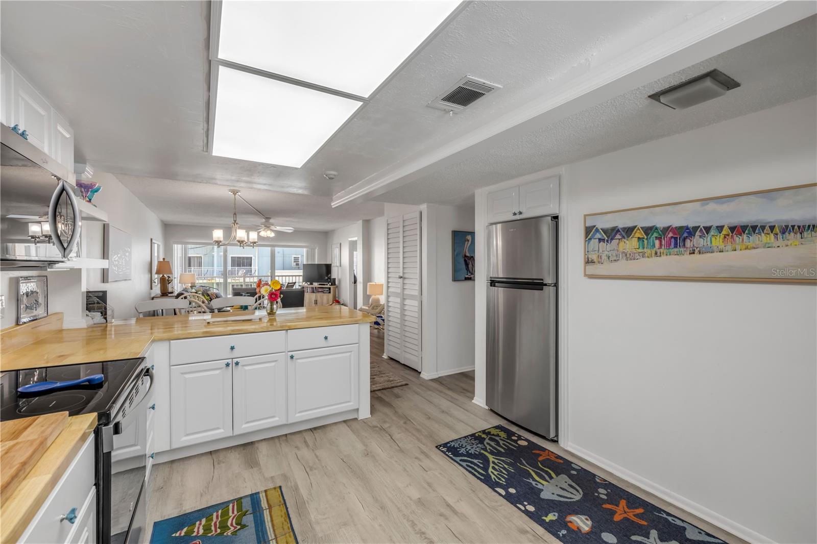 Image 9 of 45 For 3501 Atlantic Avenue 2060