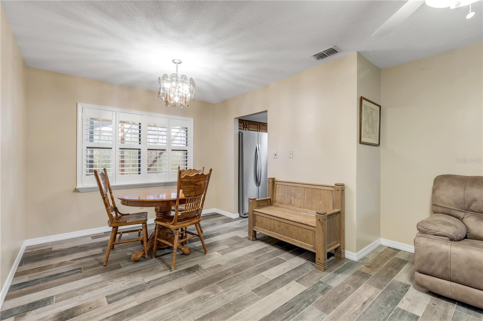 Image 21 of 70 For 602 23rd Street