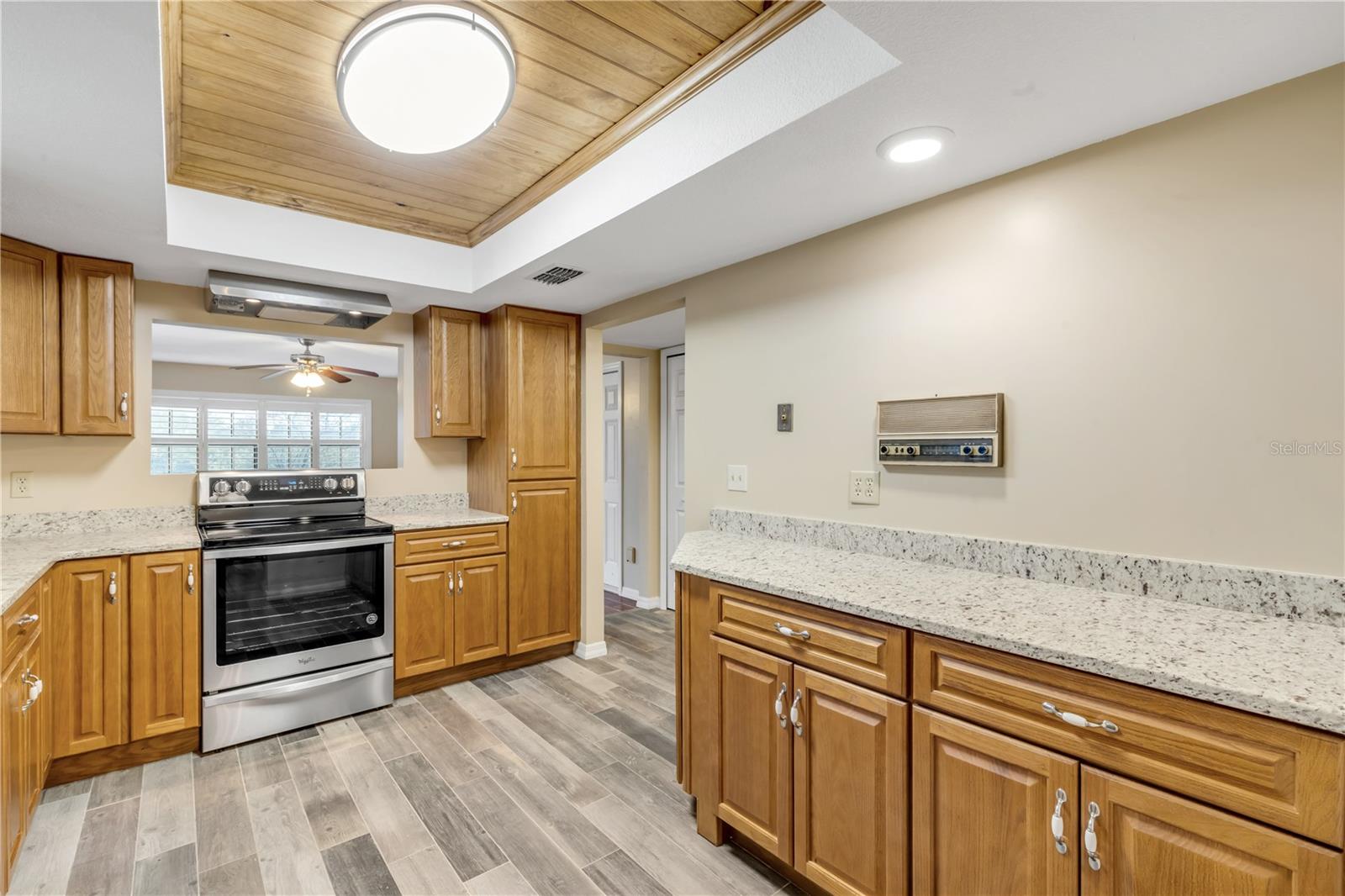 Image 24 of 70 For 602 23rd Street