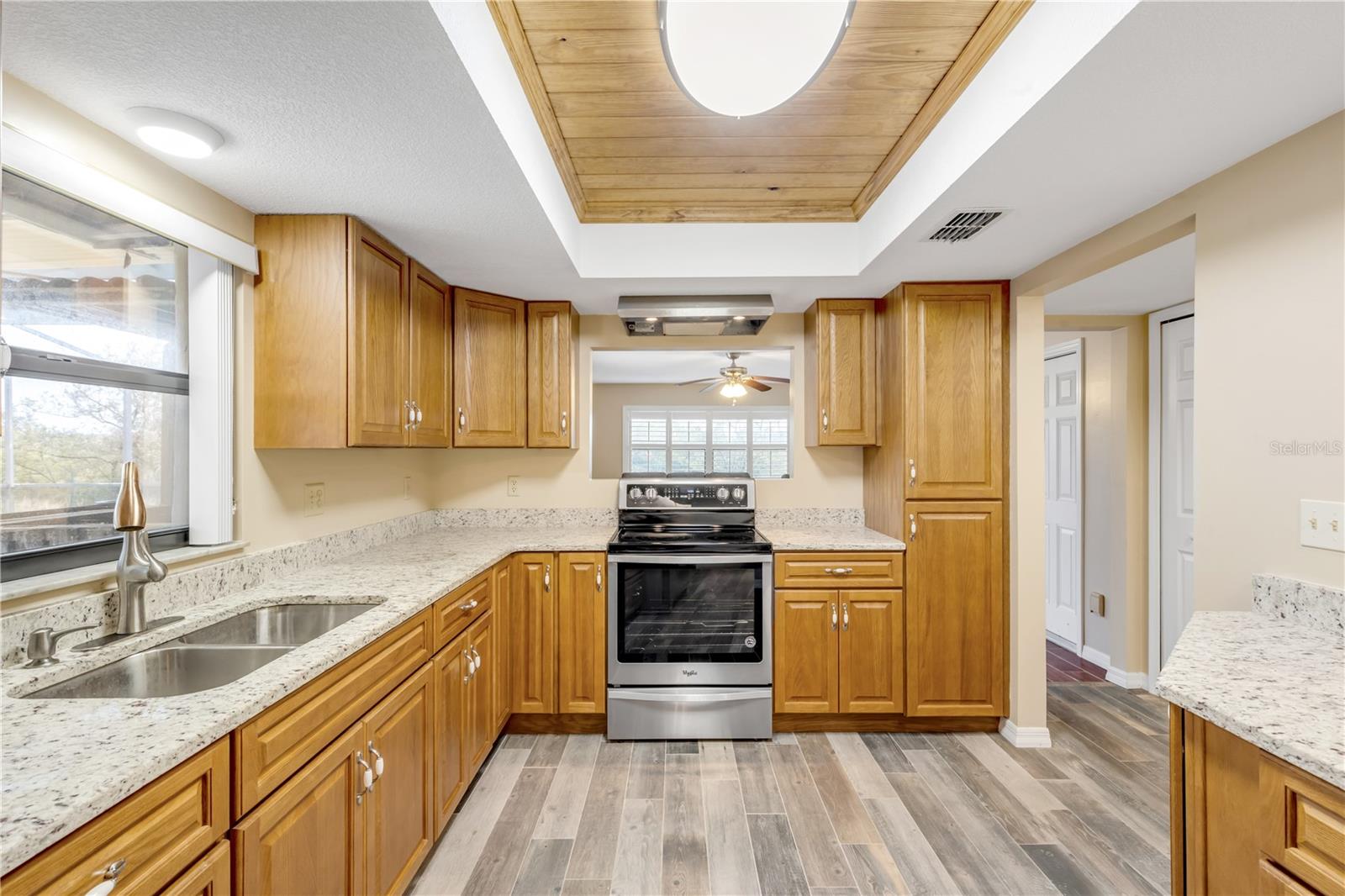 Image 29 of 70 For 602 23rd Street