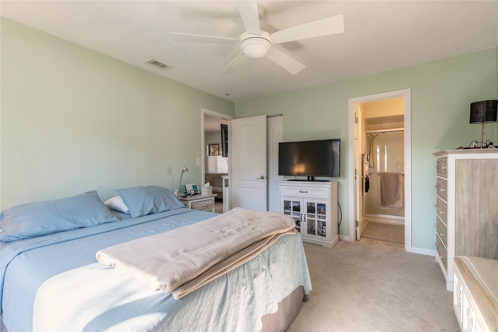 Image 15 of 36 For 1968 Red Cedar Circle