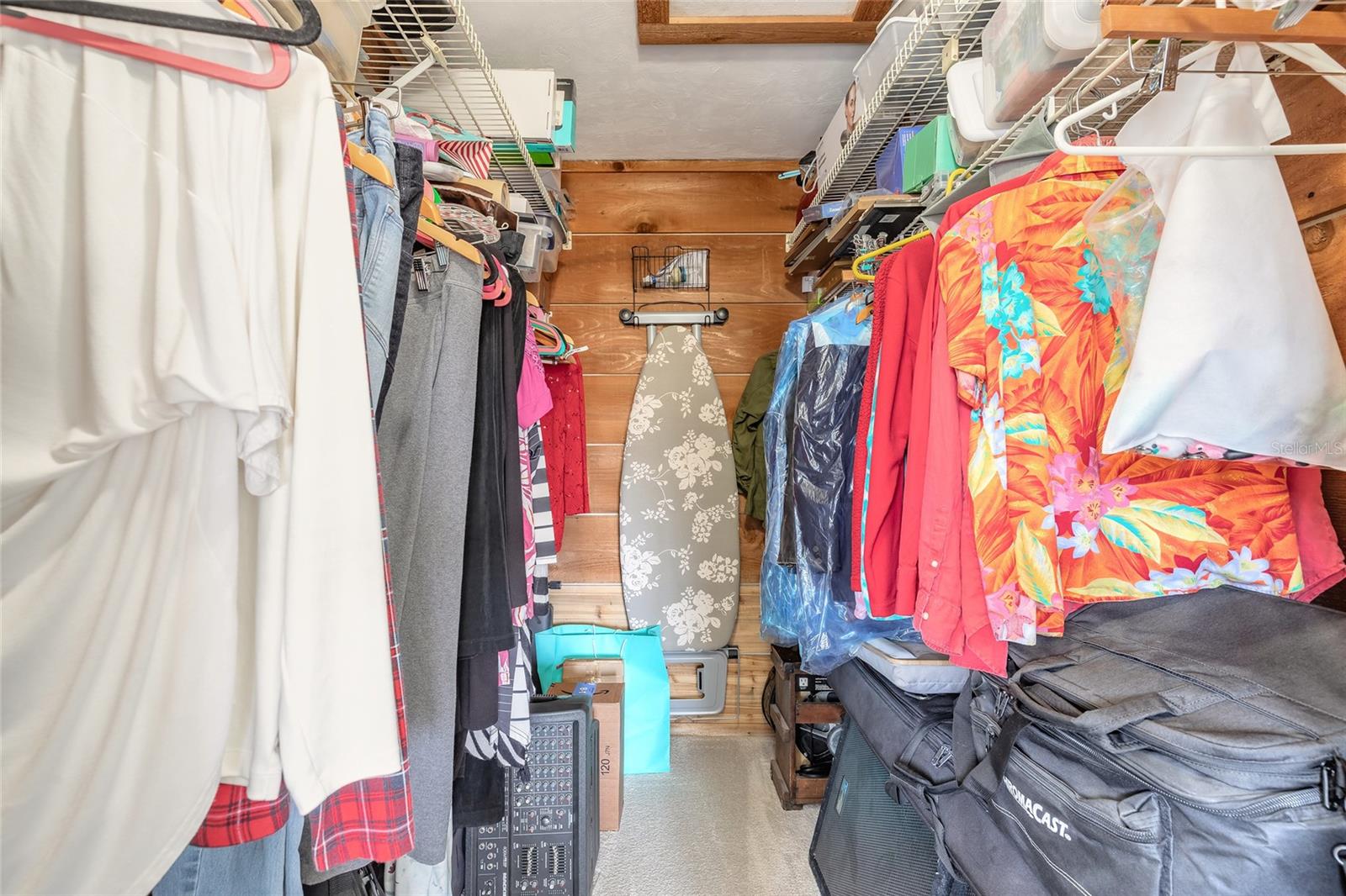 Image 19 of 36 For 1968 Red Cedar Circle