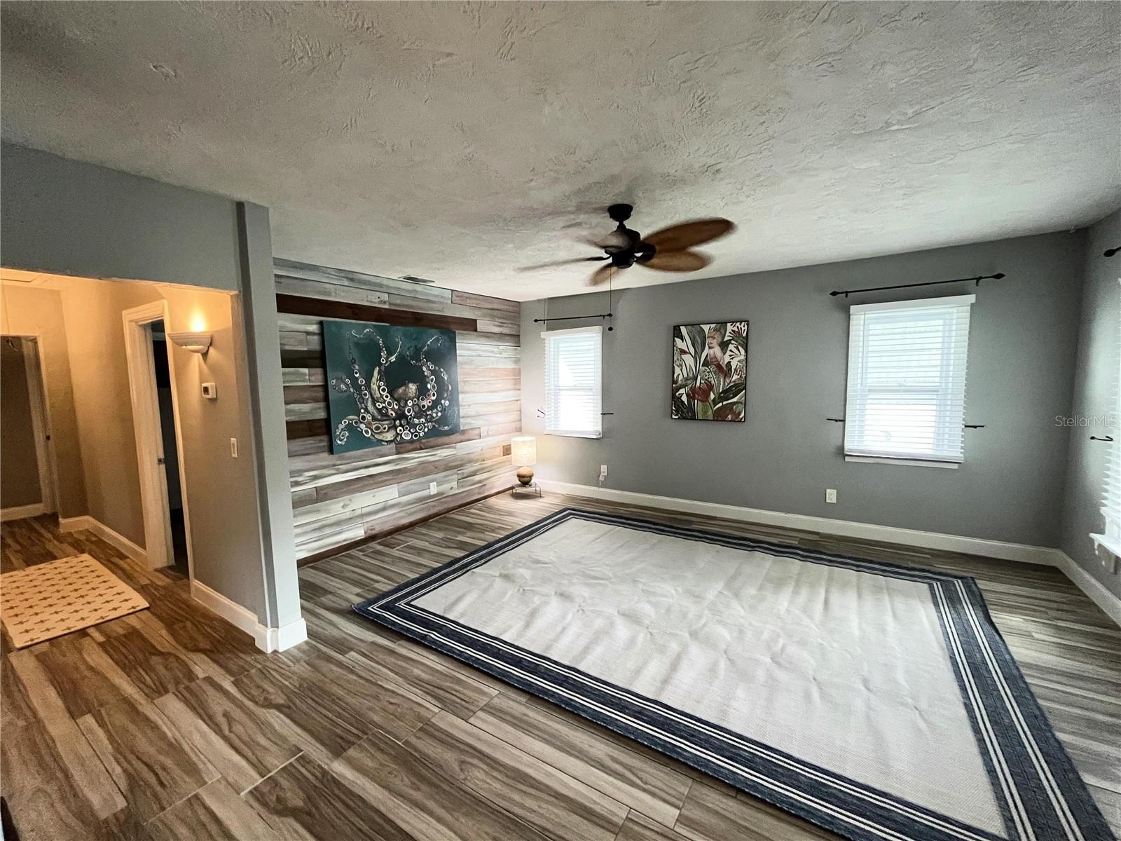 Image 15 of 39 For 617 Dora Street