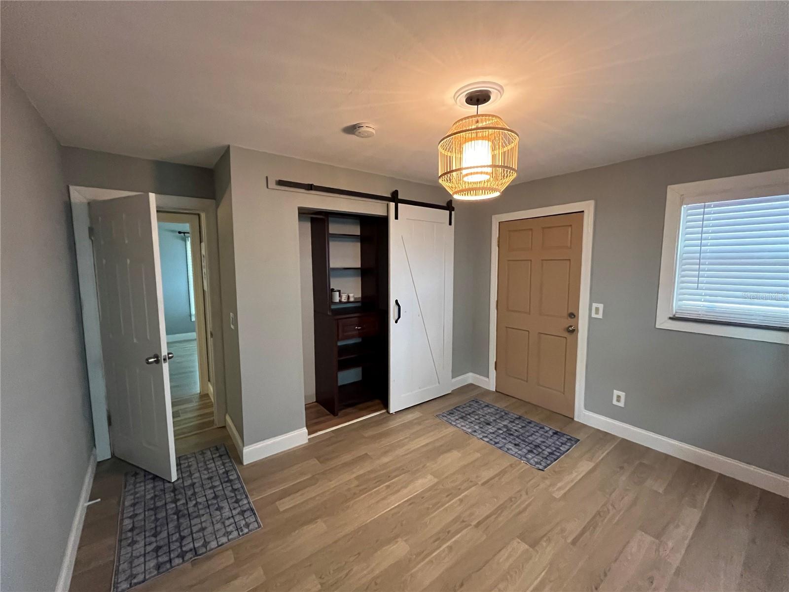 Image 21 of 39 For 617 Dora Street