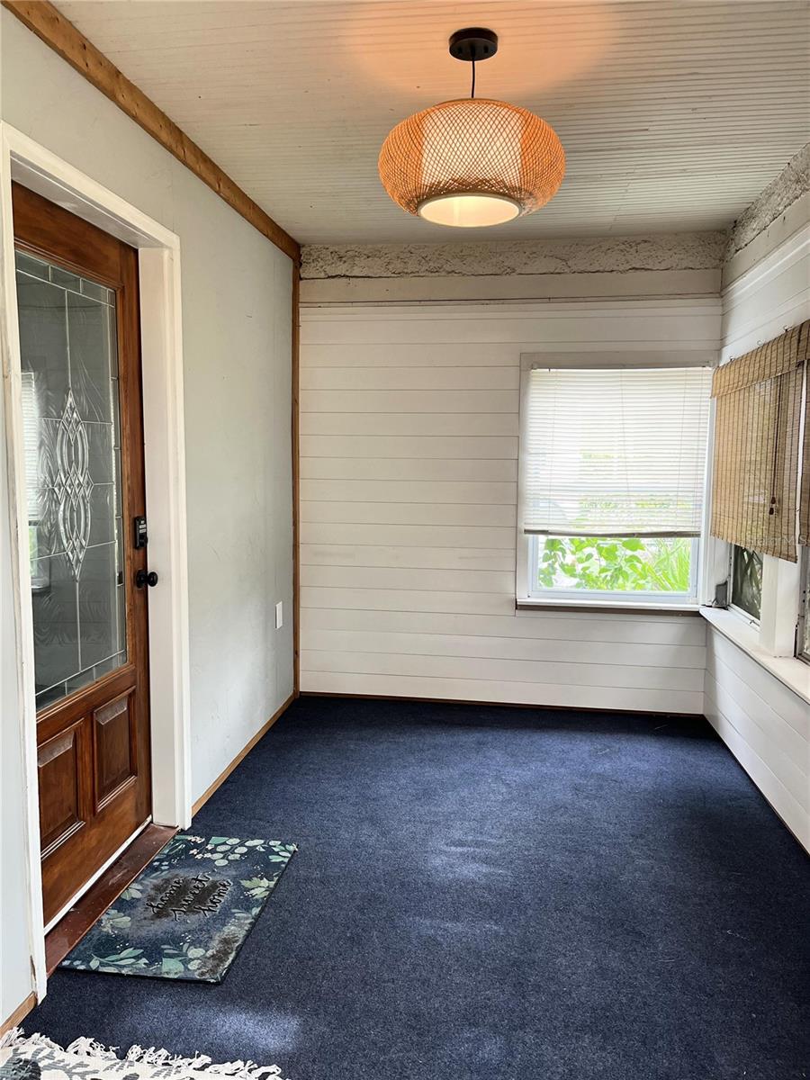 Image 3 of 39 For 617 Dora Street