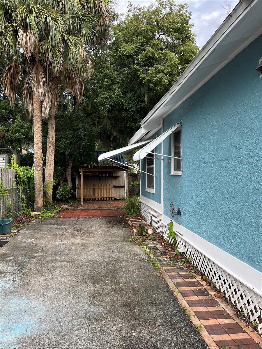 Image 33 of 39 For 617 Dora Street