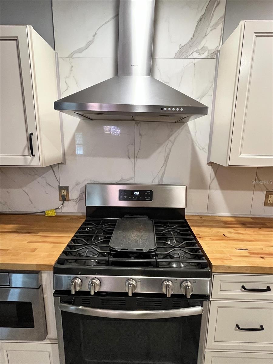 Image 9 of 39 For 617 Dora Street