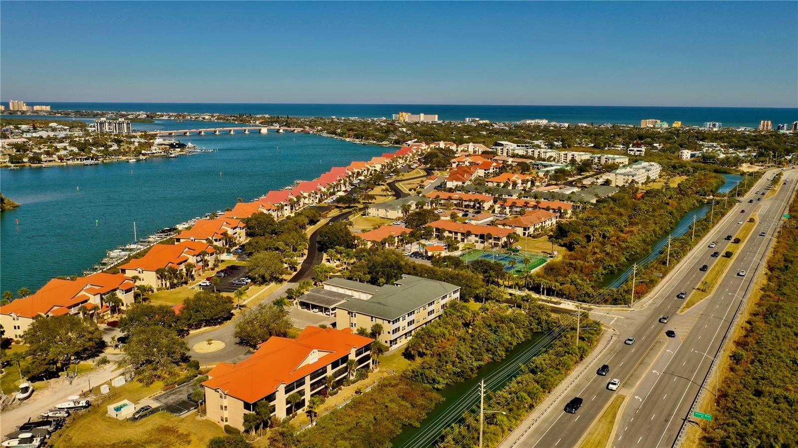 Image 20 of 31 For 468 Bouchelle Drive 128