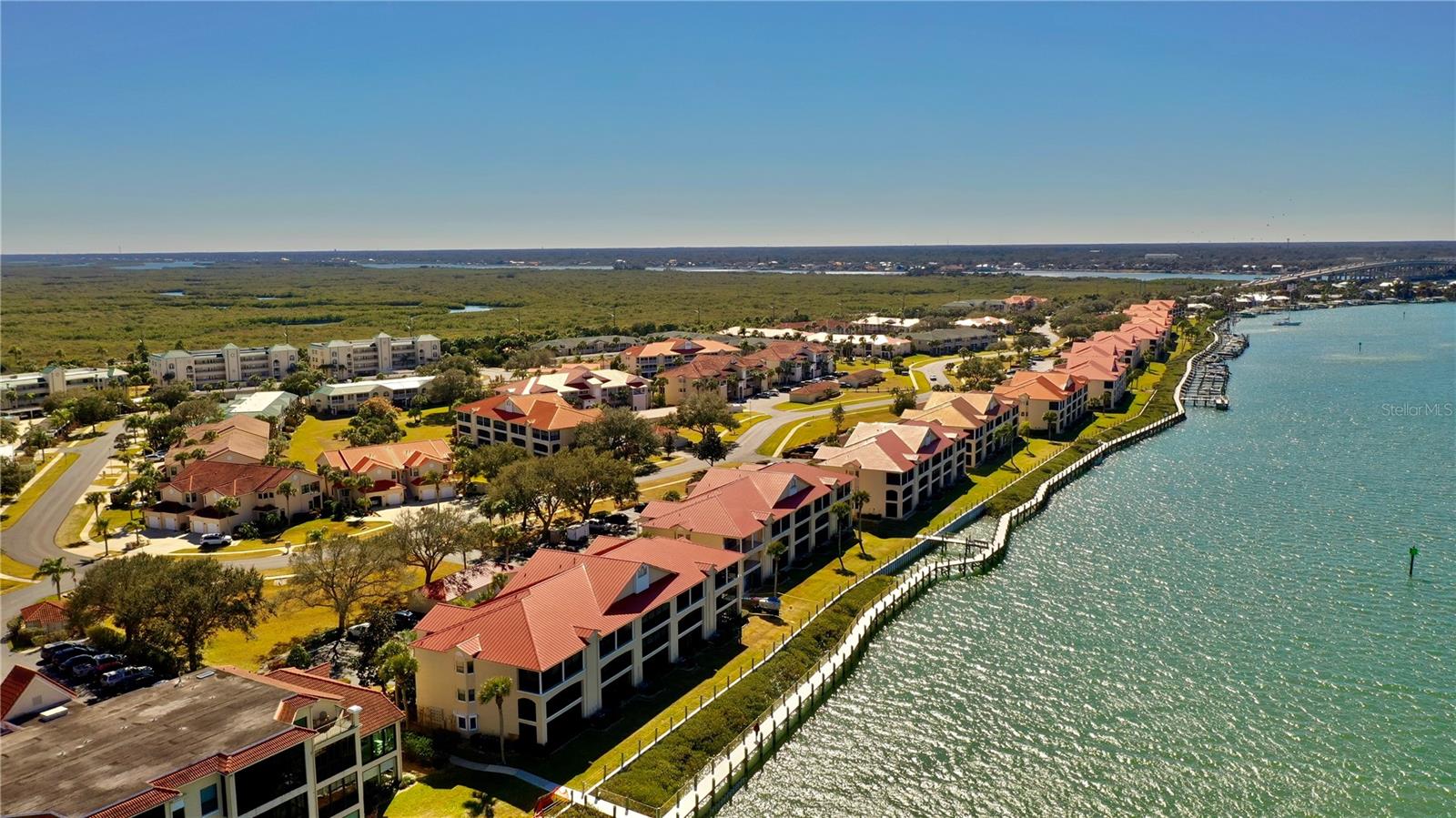 Image 24 of 31 For 468 Bouchelle Drive 128