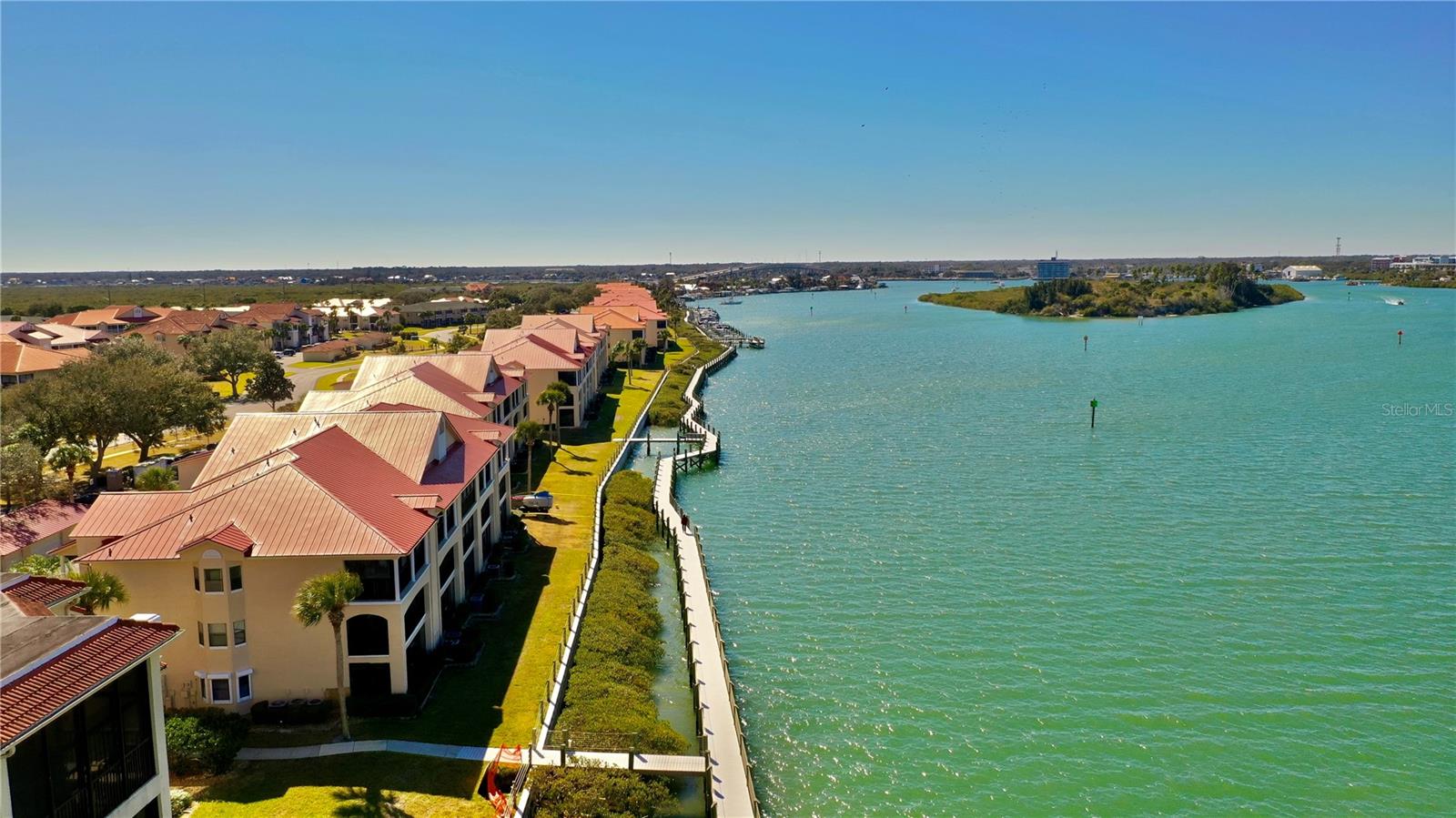 Image 25 of 31 For 468 Bouchelle Drive 128