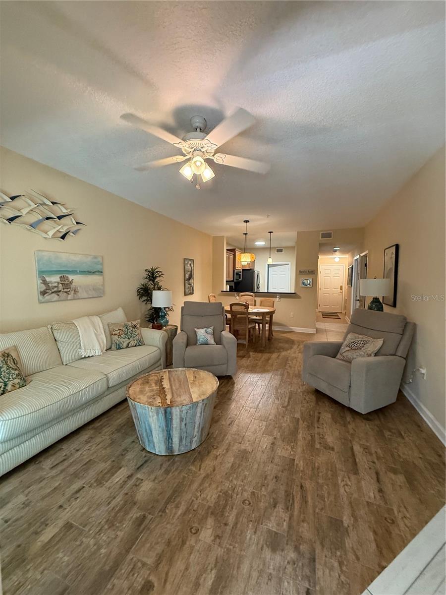 Image 4 of 31 For 468 Bouchelle Drive 128