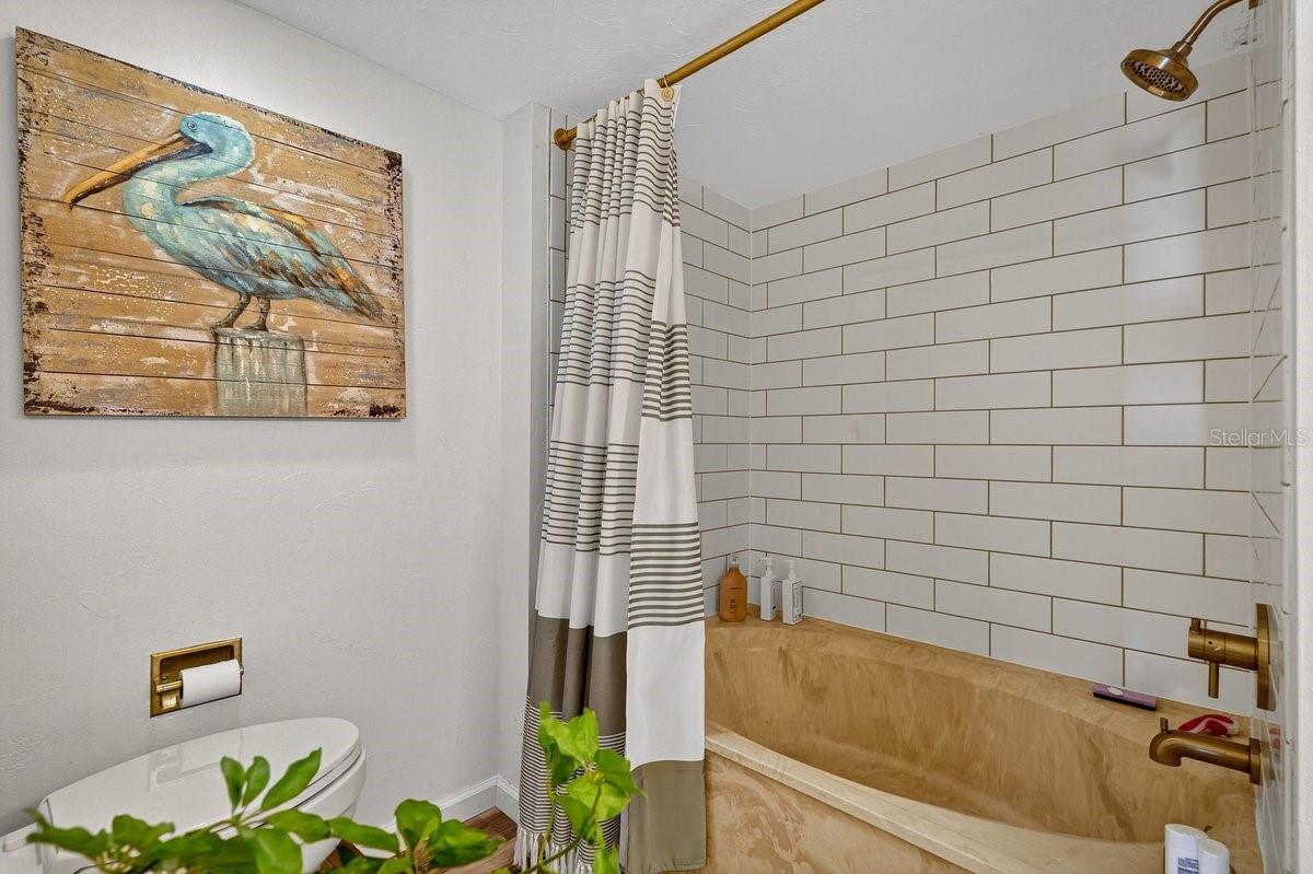 Image 31 of 54 For 3003 Atlantic Avenue 3b3