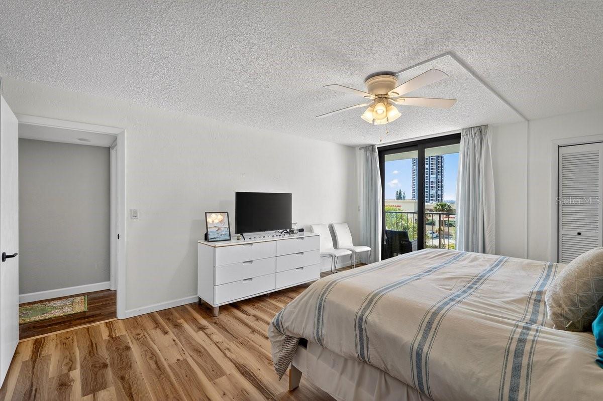 Image 33 of 54 For 3003 Atlantic Avenue 3b3