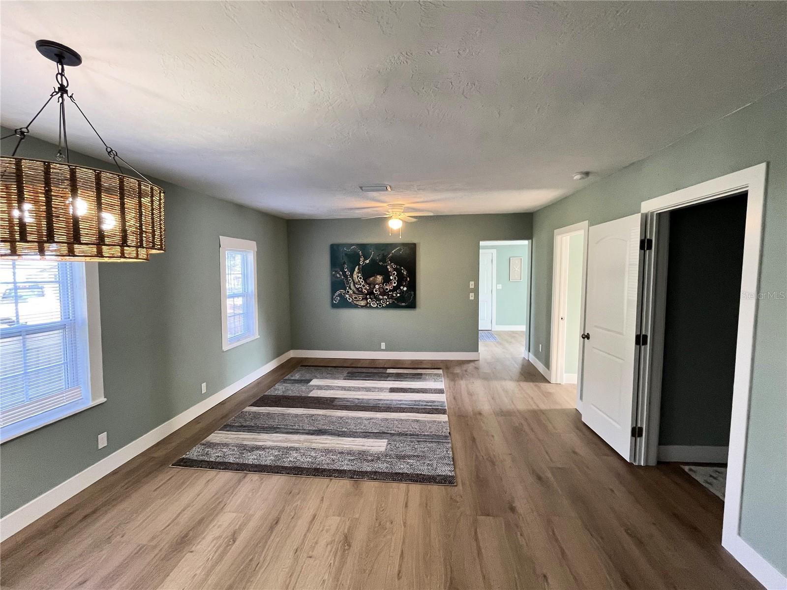 Image 15 of 33 For 448 Palm Street