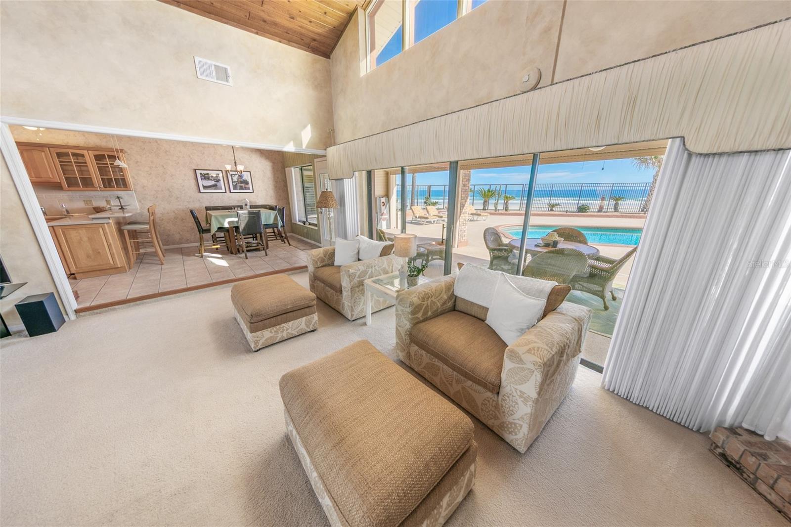 Image 10 of 77 For 4693 Atlantic Avenue