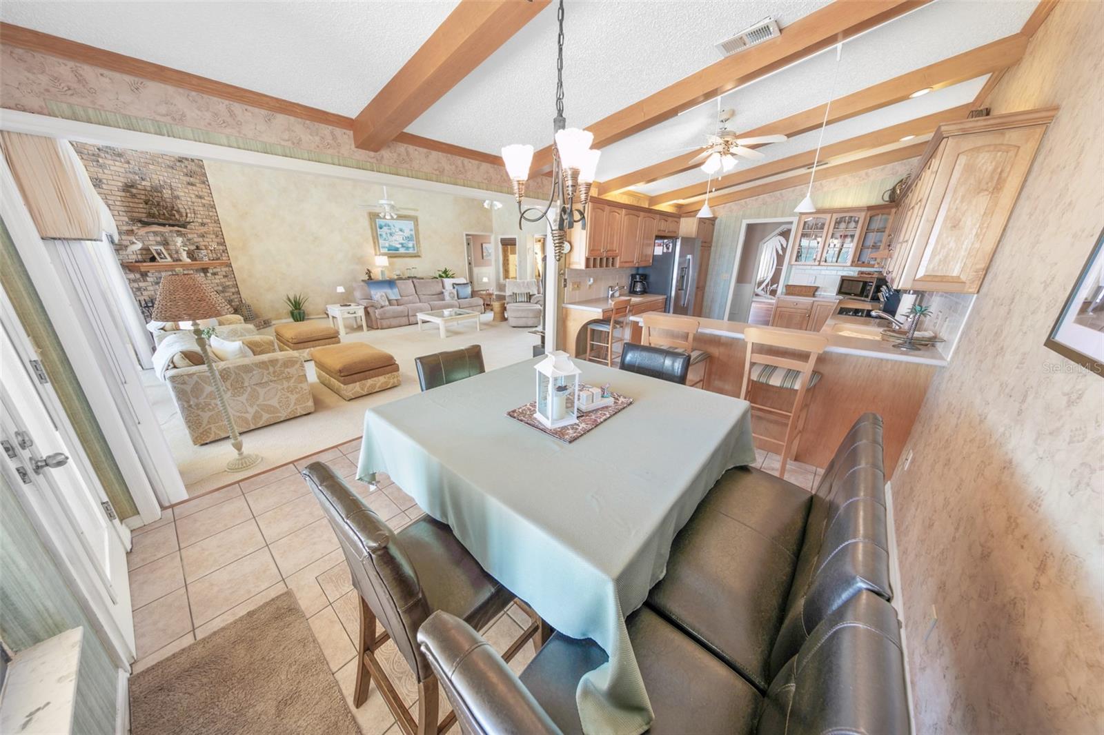 Image 14 of 77 For 4693 Atlantic Avenue