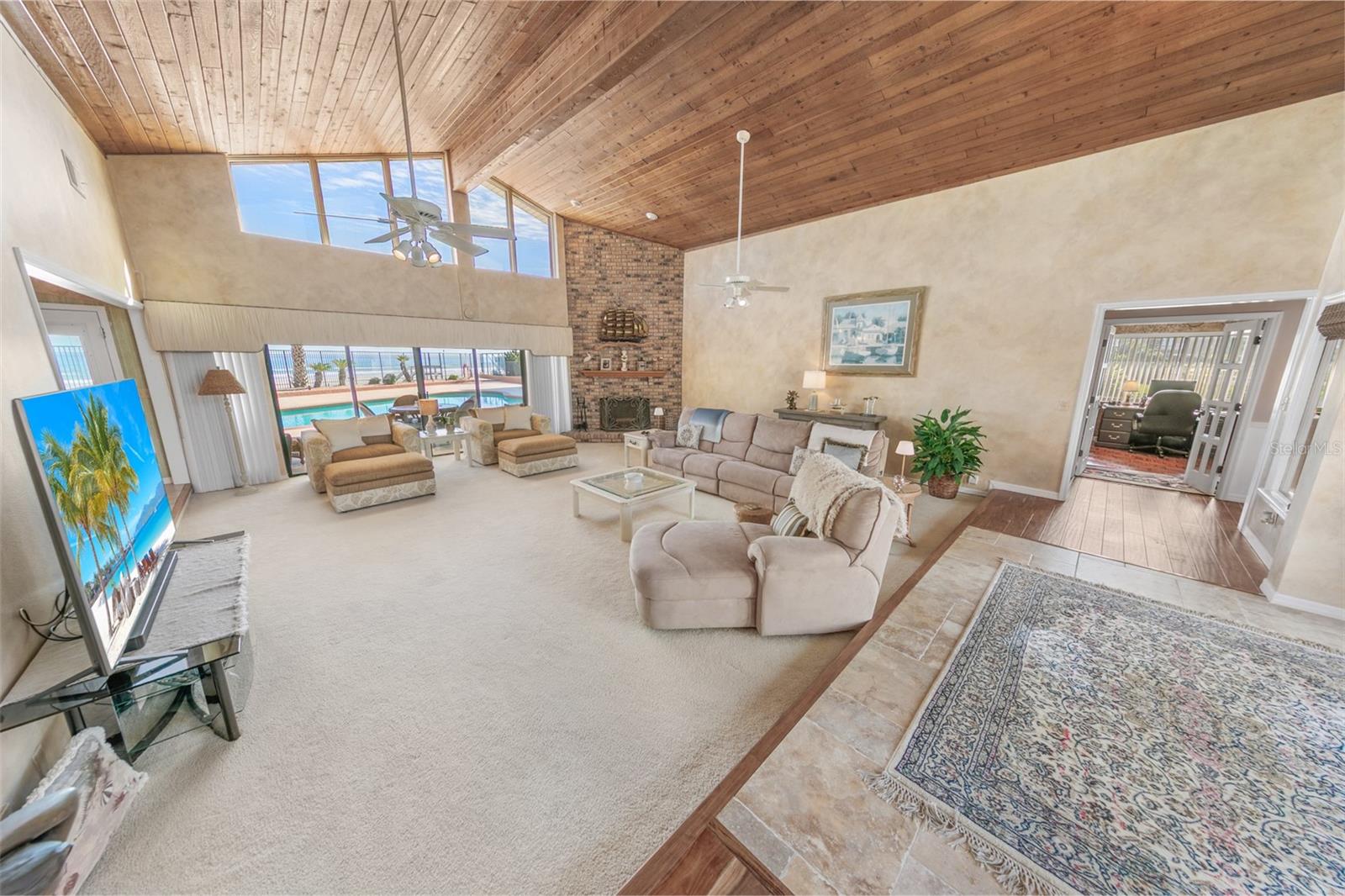 Image 5 of 77 For 4693 Atlantic Avenue