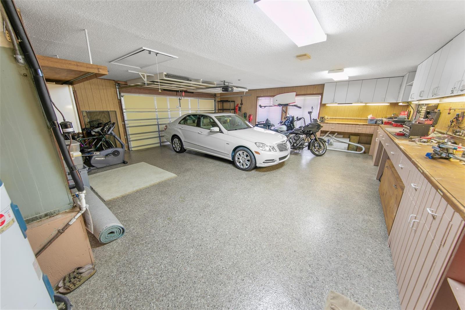 Image 53 of 77 For 4693 Atlantic Avenue