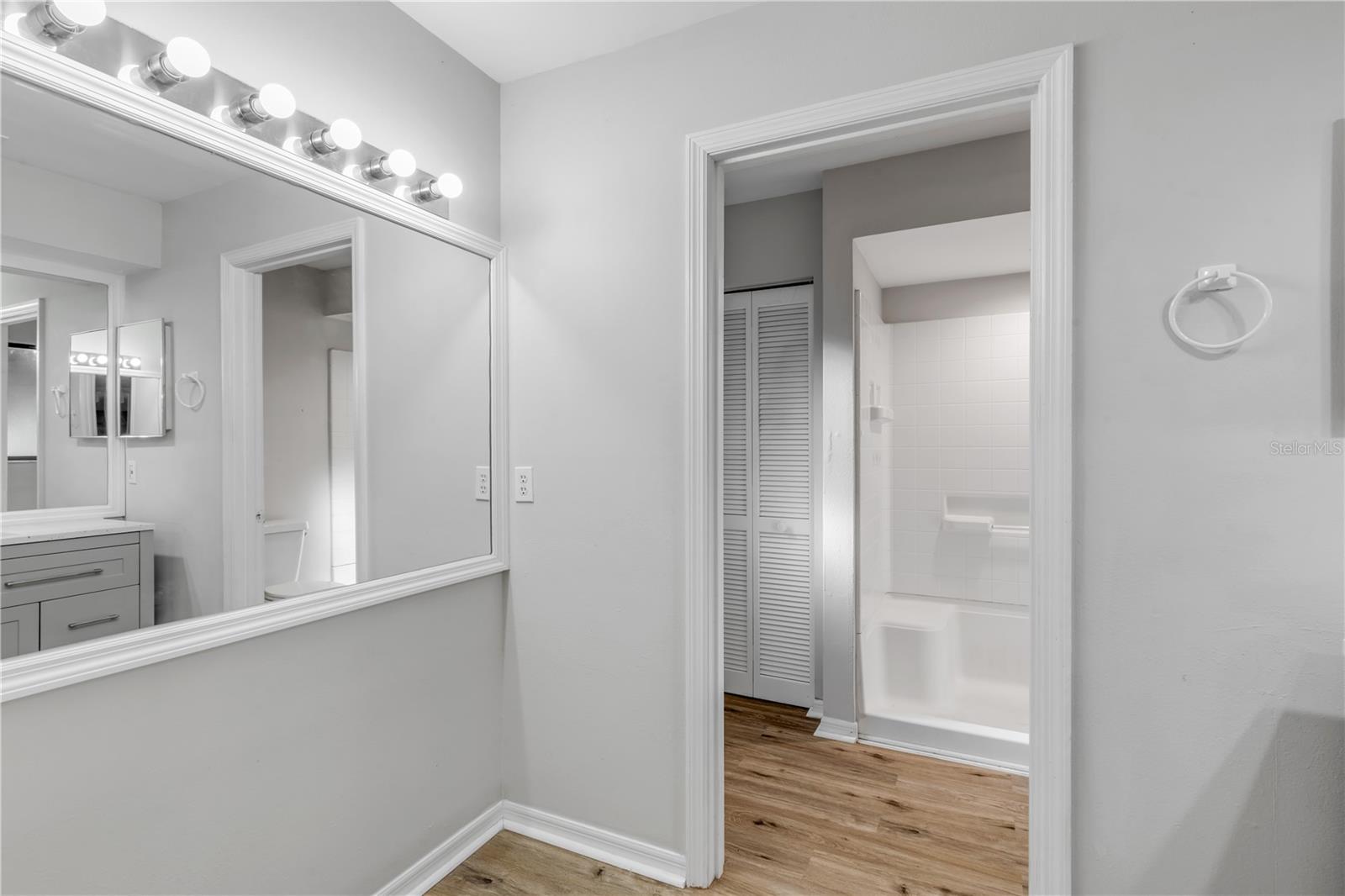 Image 13 of 25 For 1842 Evergreen Drive