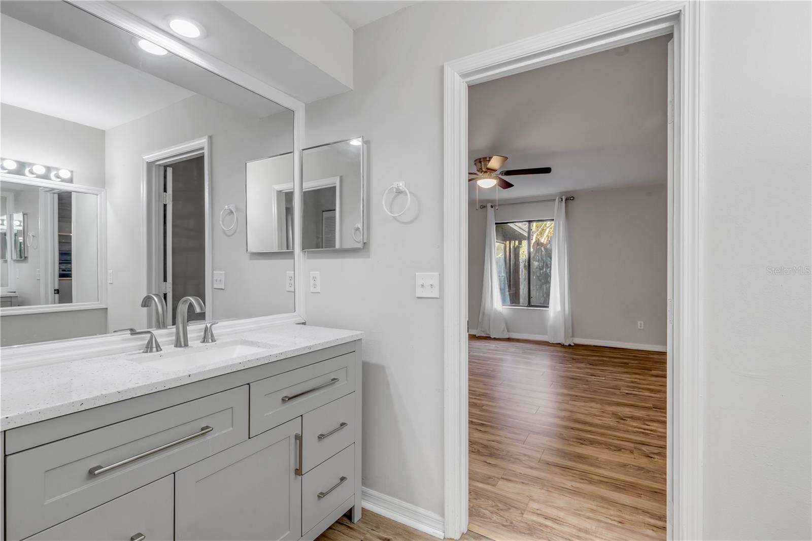 Image 15 of 25 For 1842 Evergreen Drive