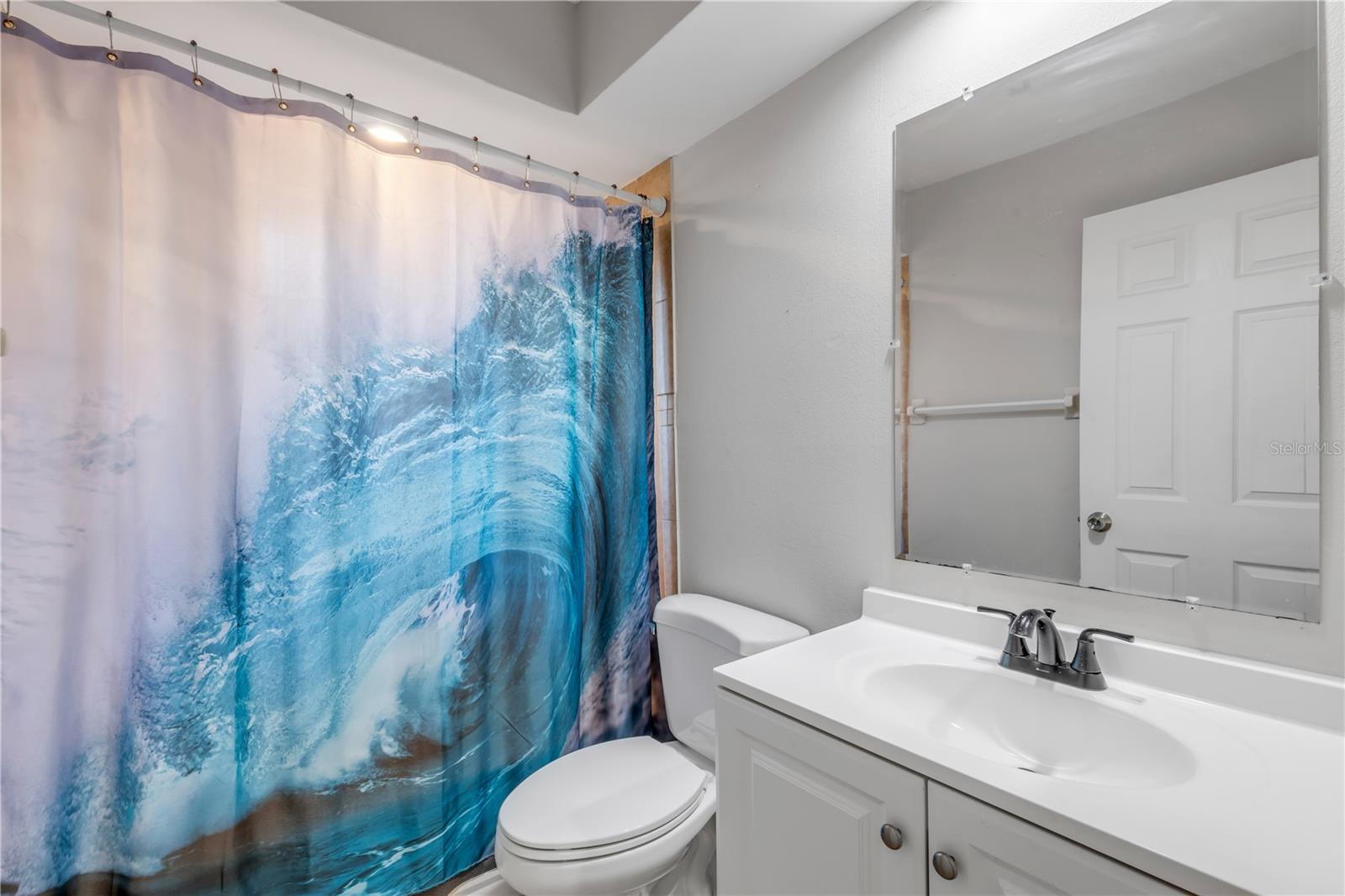 Image 19 of 25 For 1842 Evergreen Drive