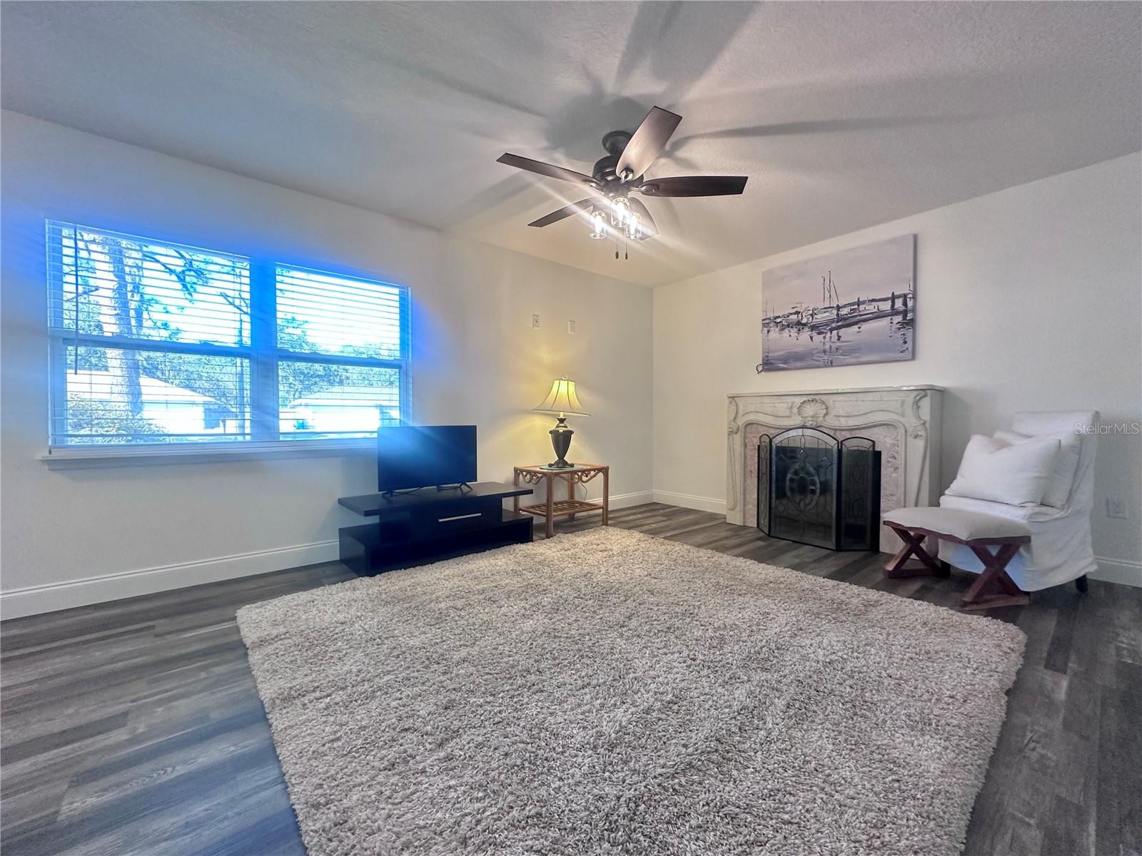 Image 5 of 29 For 200 28th Street