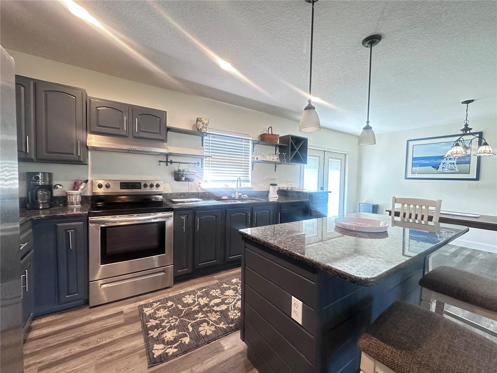 Image 9 of 29 For 200 28th Street