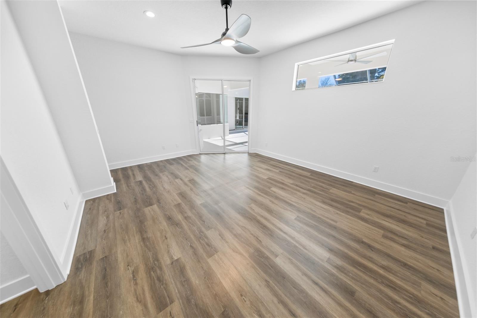 Image 21 of 54 For 14 Kelly Bea Court