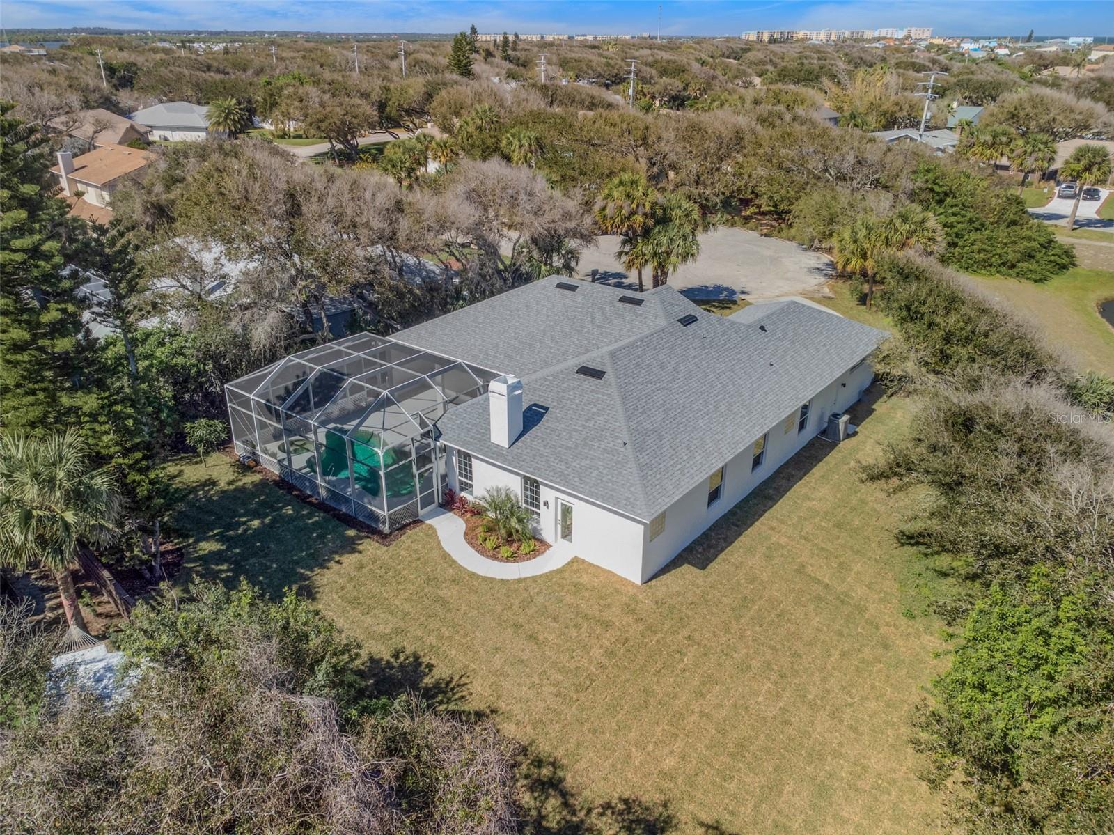 Image 29 of 54 For 14 Kelly Bea Court