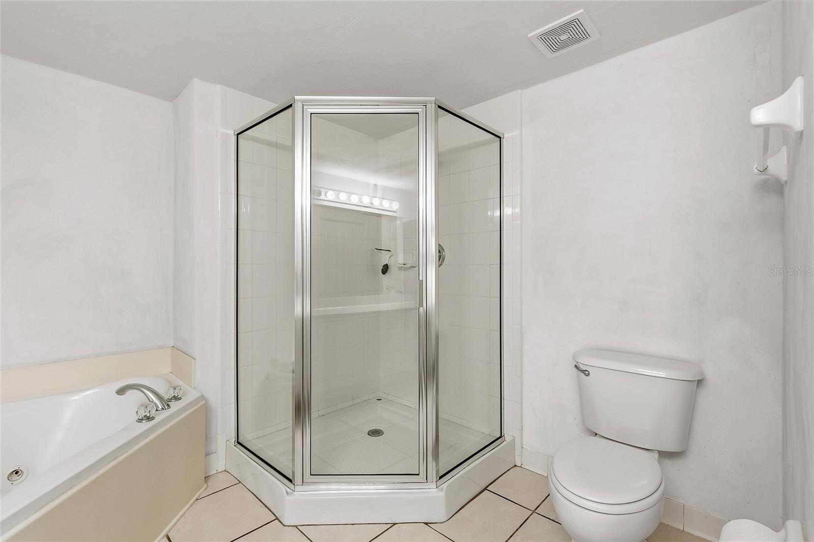 Image 27 of 65 For 426 Bouchelle Drive 301