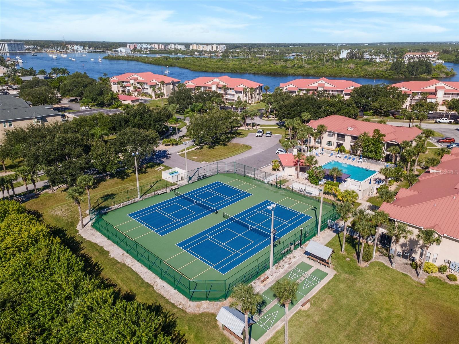 Image 42 of 65 For 426 Bouchelle Drive 301