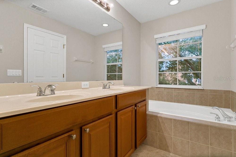 Image 15 of 31 For 2747 Sweet Magnolia Place