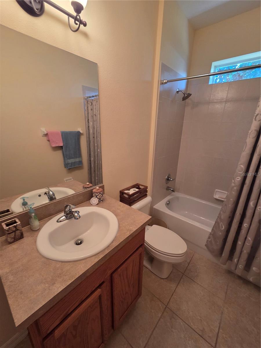 Image 16 of 32 For 527 Safe Harbor Drive