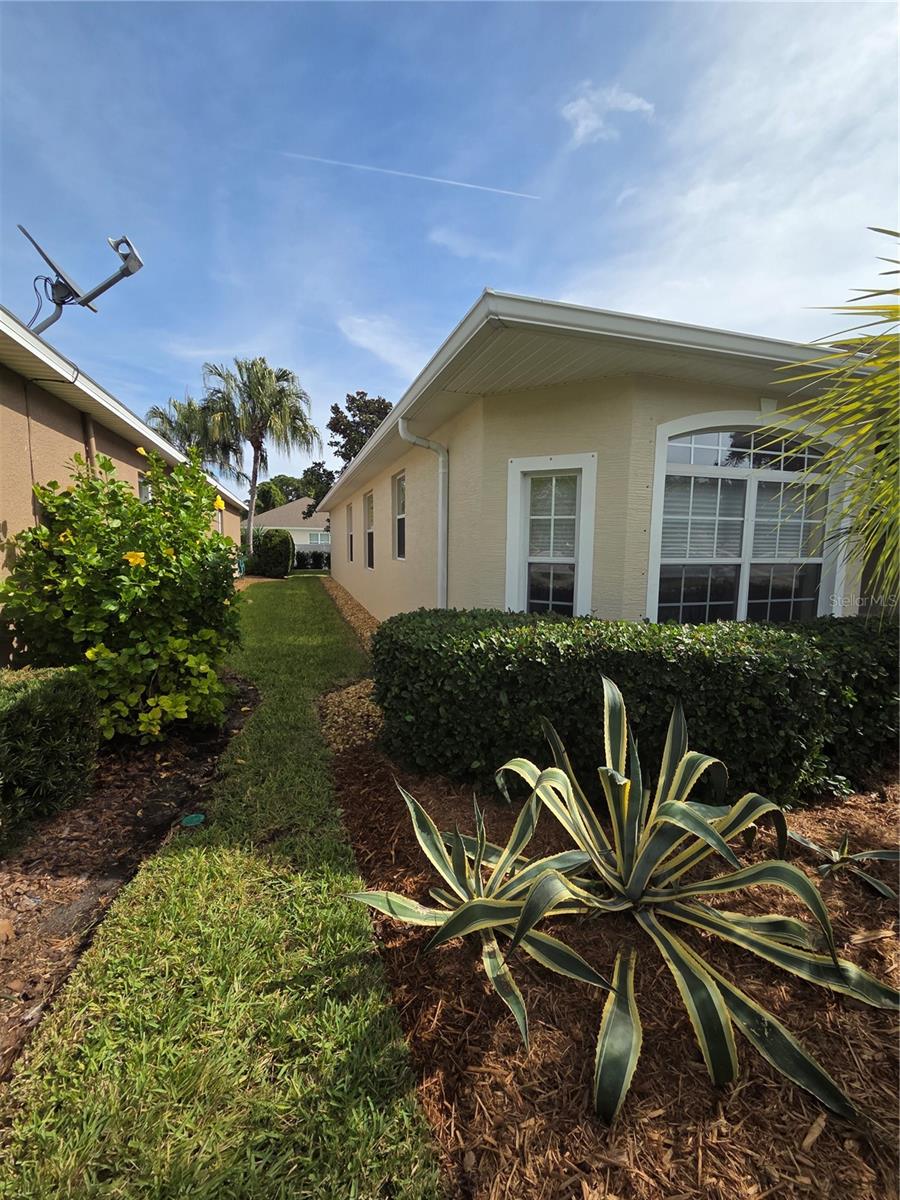 Image 22 of 32 For 527 Safe Harbor Drive