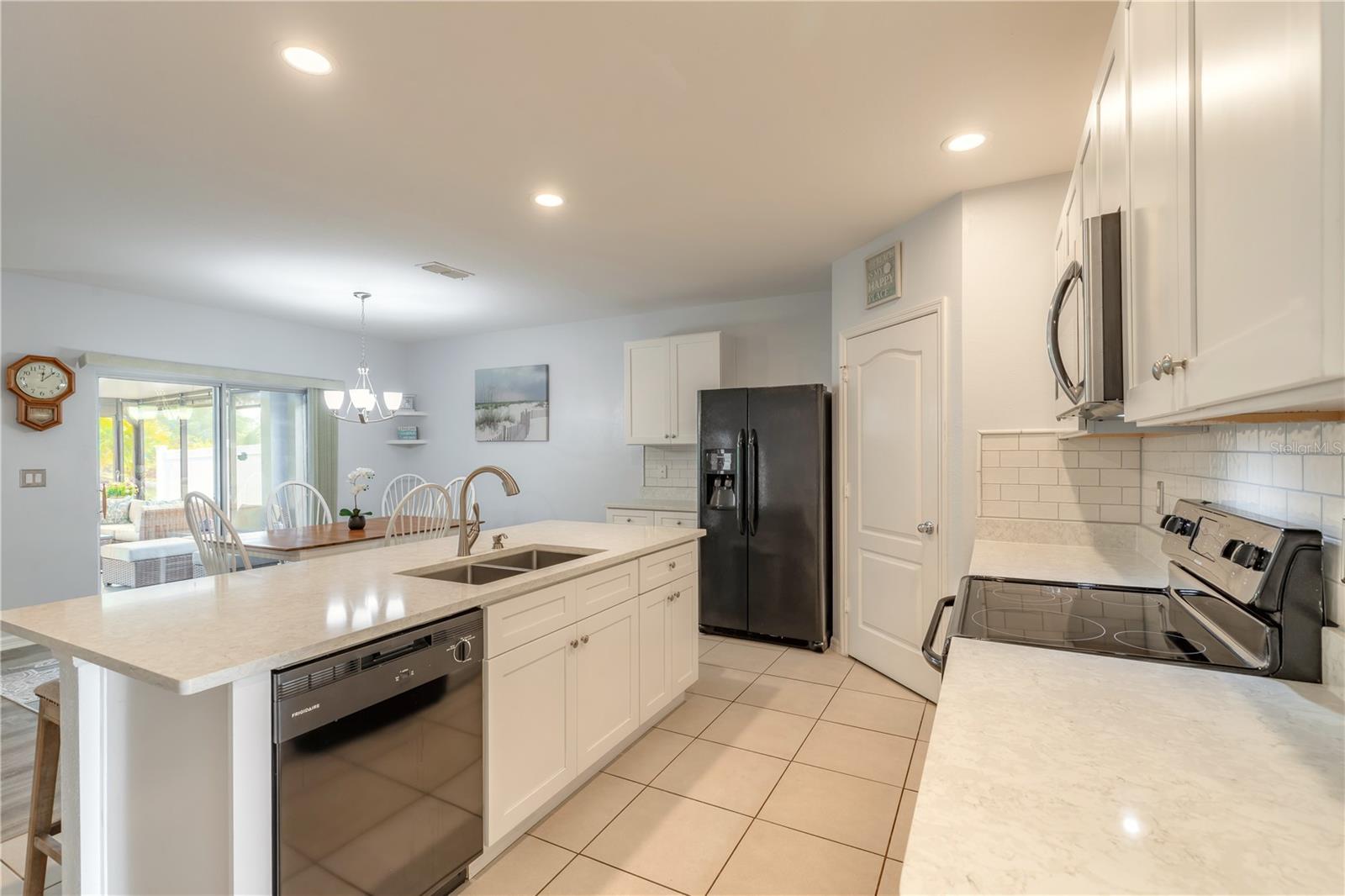 Image 5 of 34 For 2608 Star Coral Lane