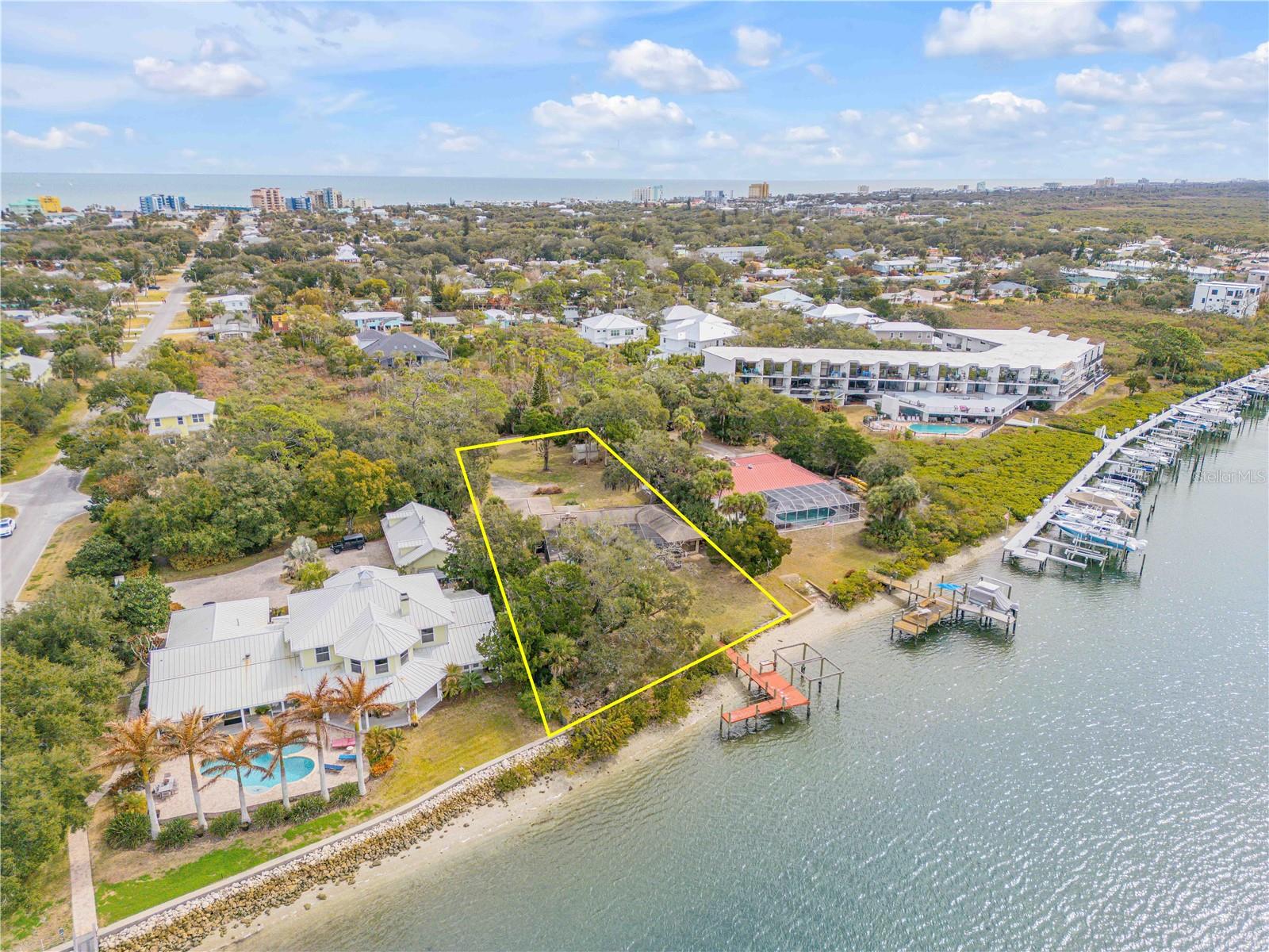 Listing photo id 12 for 508 Indian River Road