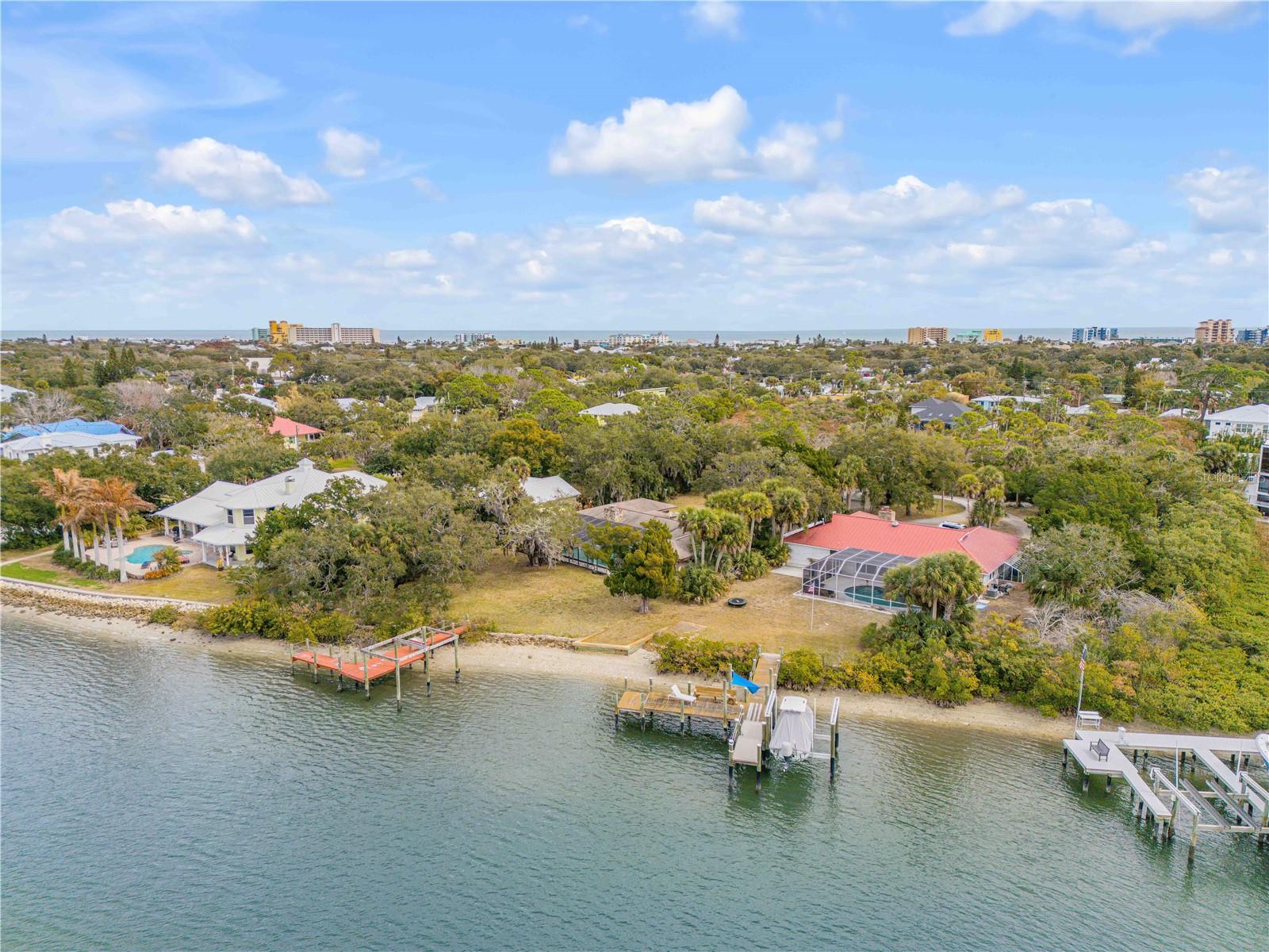 Listing photo id 14 for 508 Indian River Road