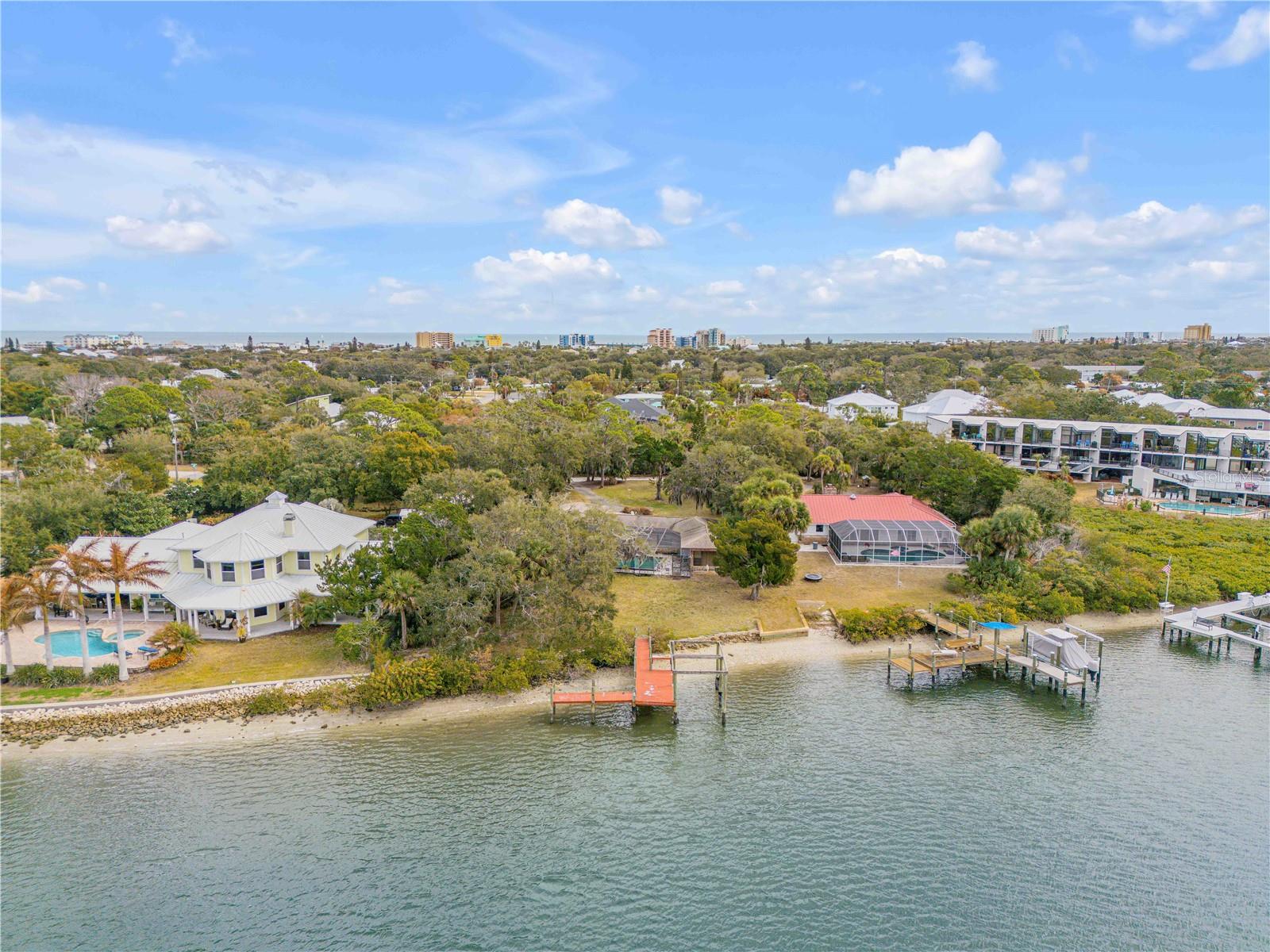 Listing photo id 15 for 508 Indian River Road