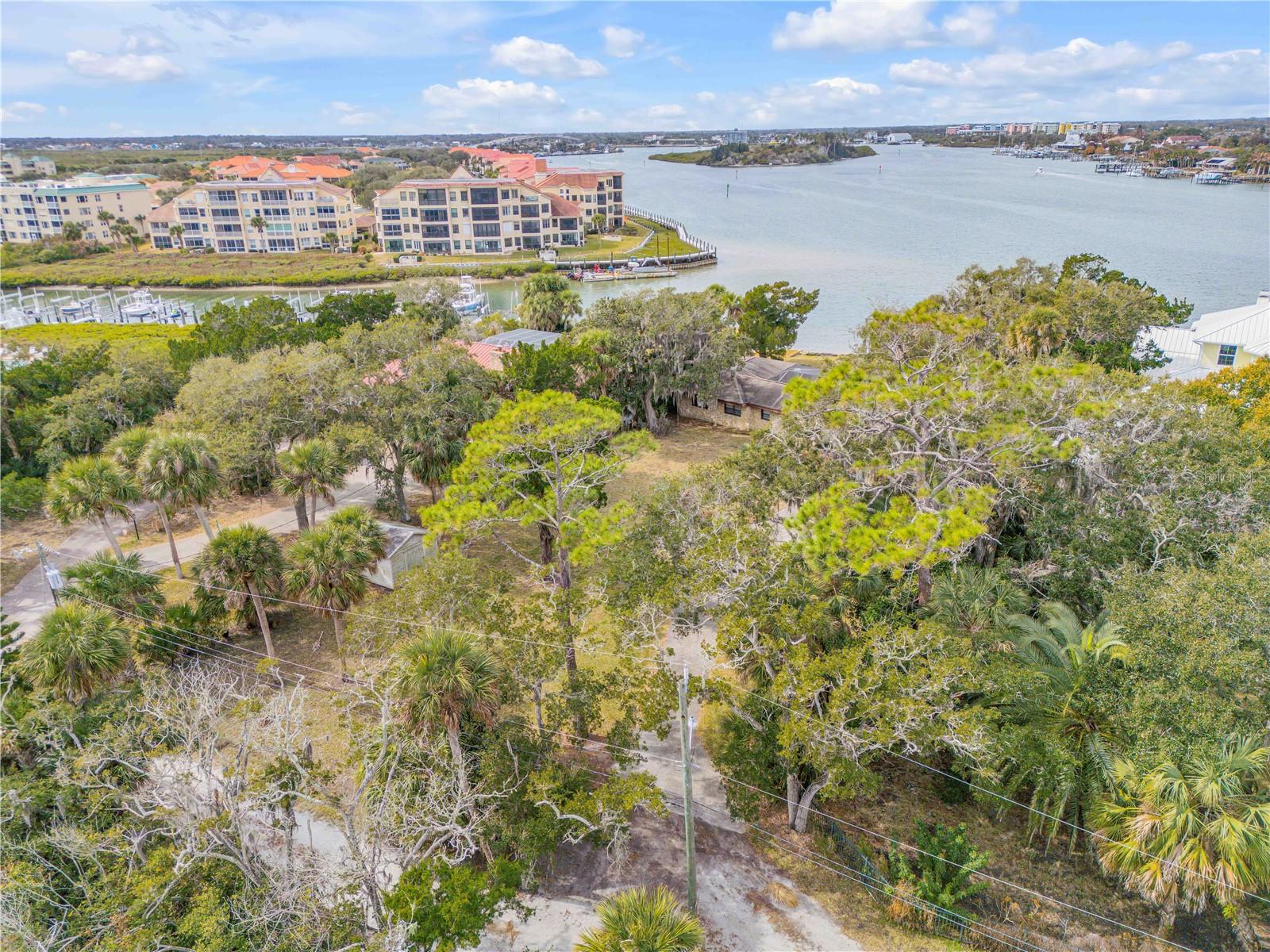 Listing photo id 7 for 508 Indian River Road